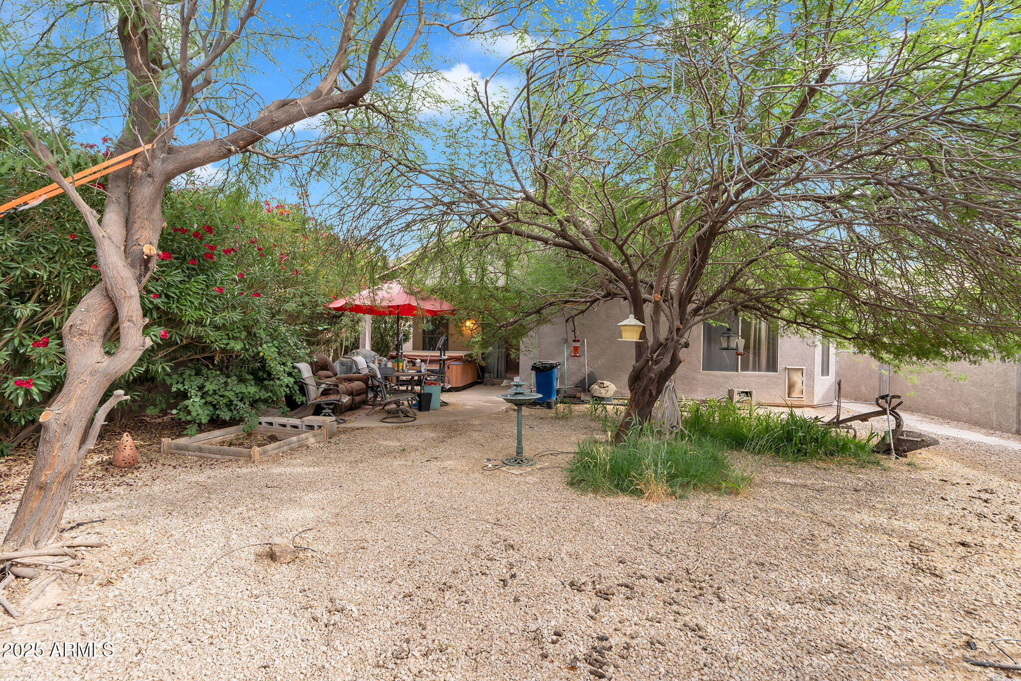 154 W HAYDEN PARK Road