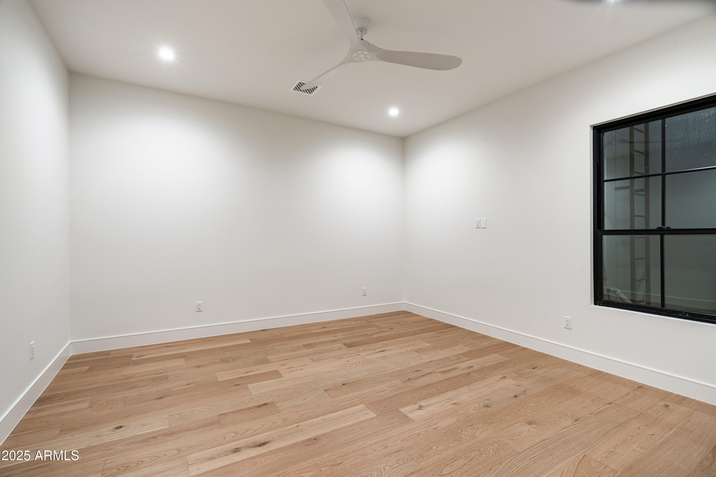 6302 E CALLE DEL NORTE