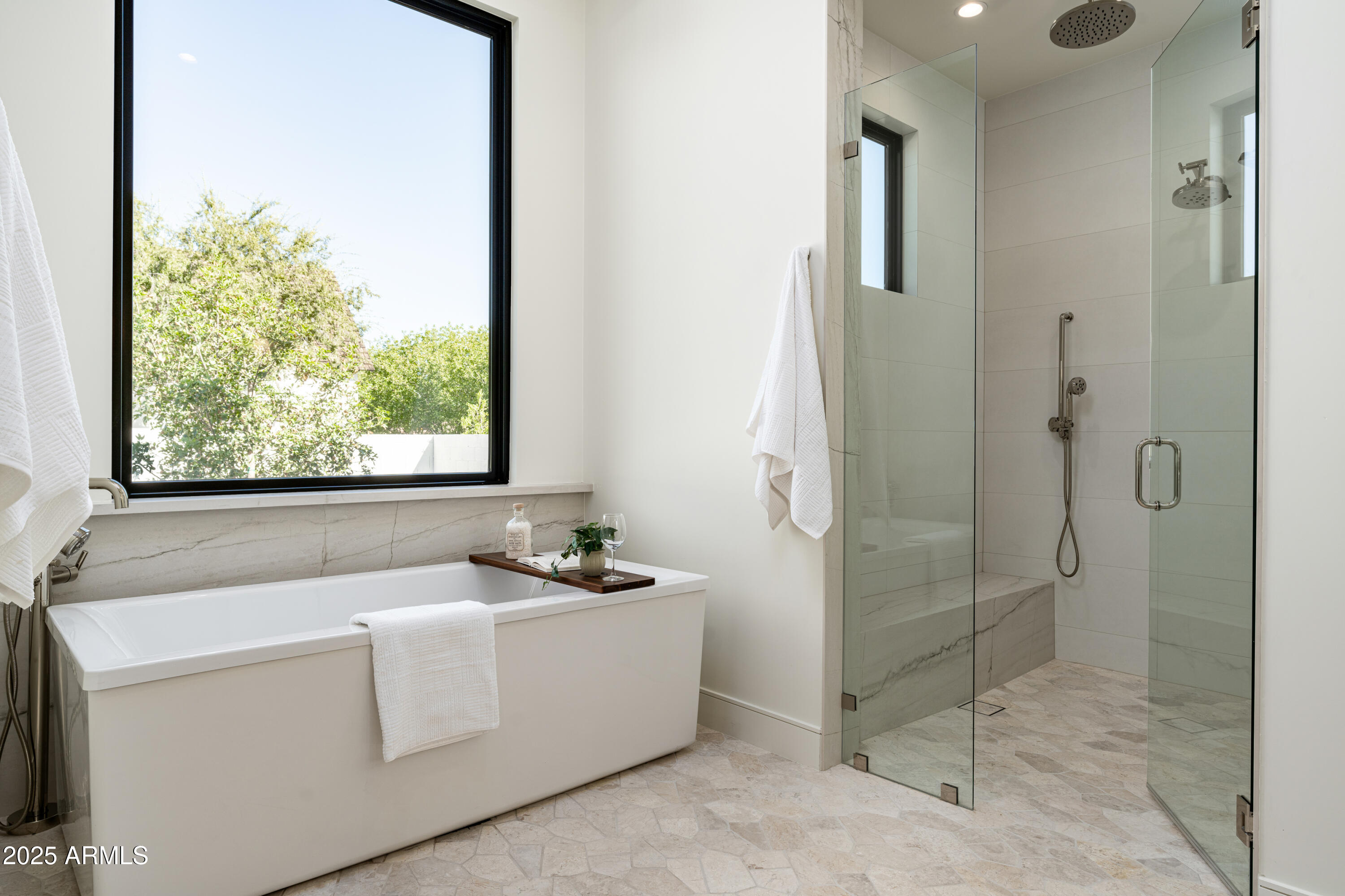 6302 E CALLE DEL NORTE