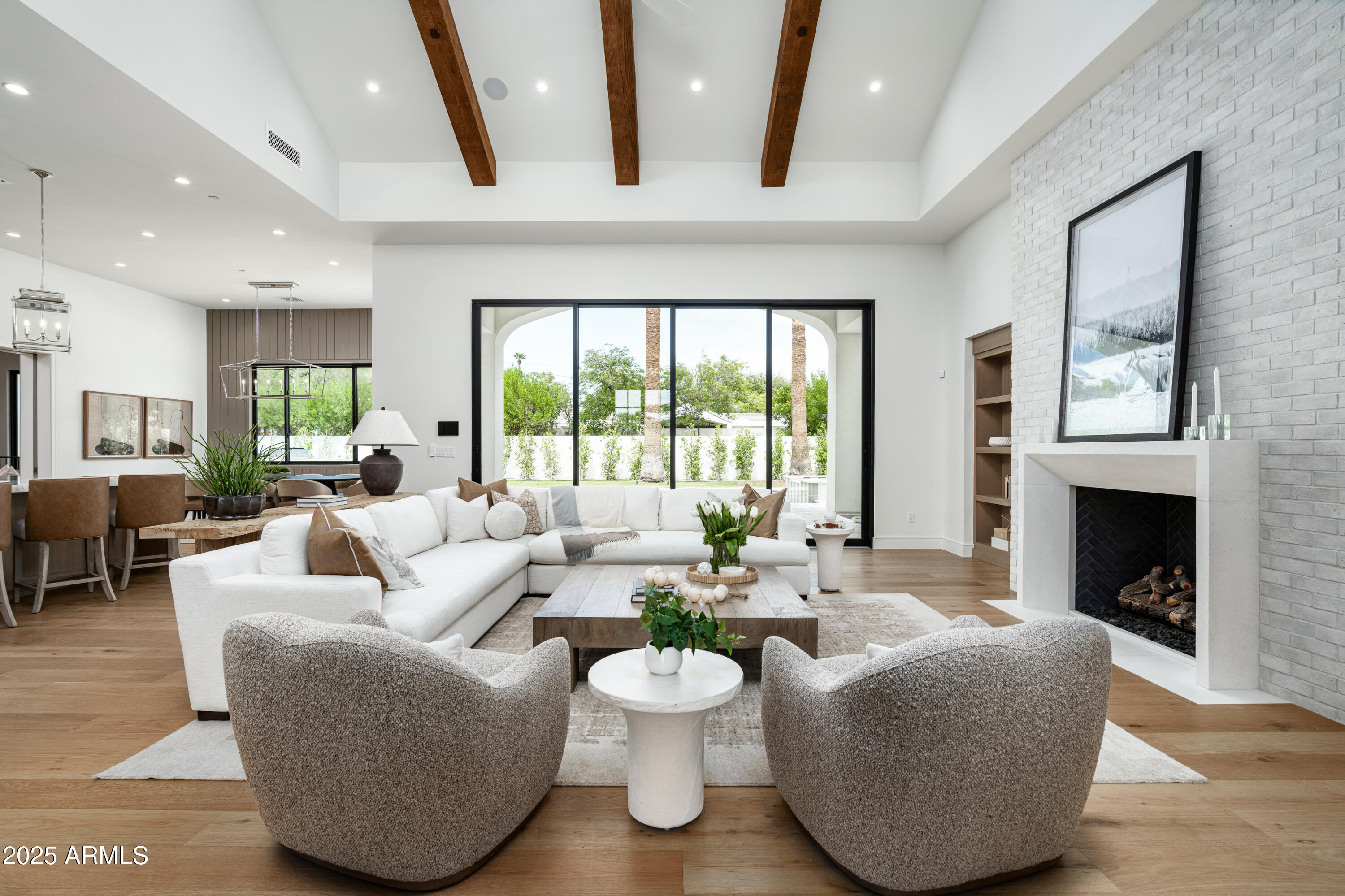 6302 E CALLE DEL NORTE