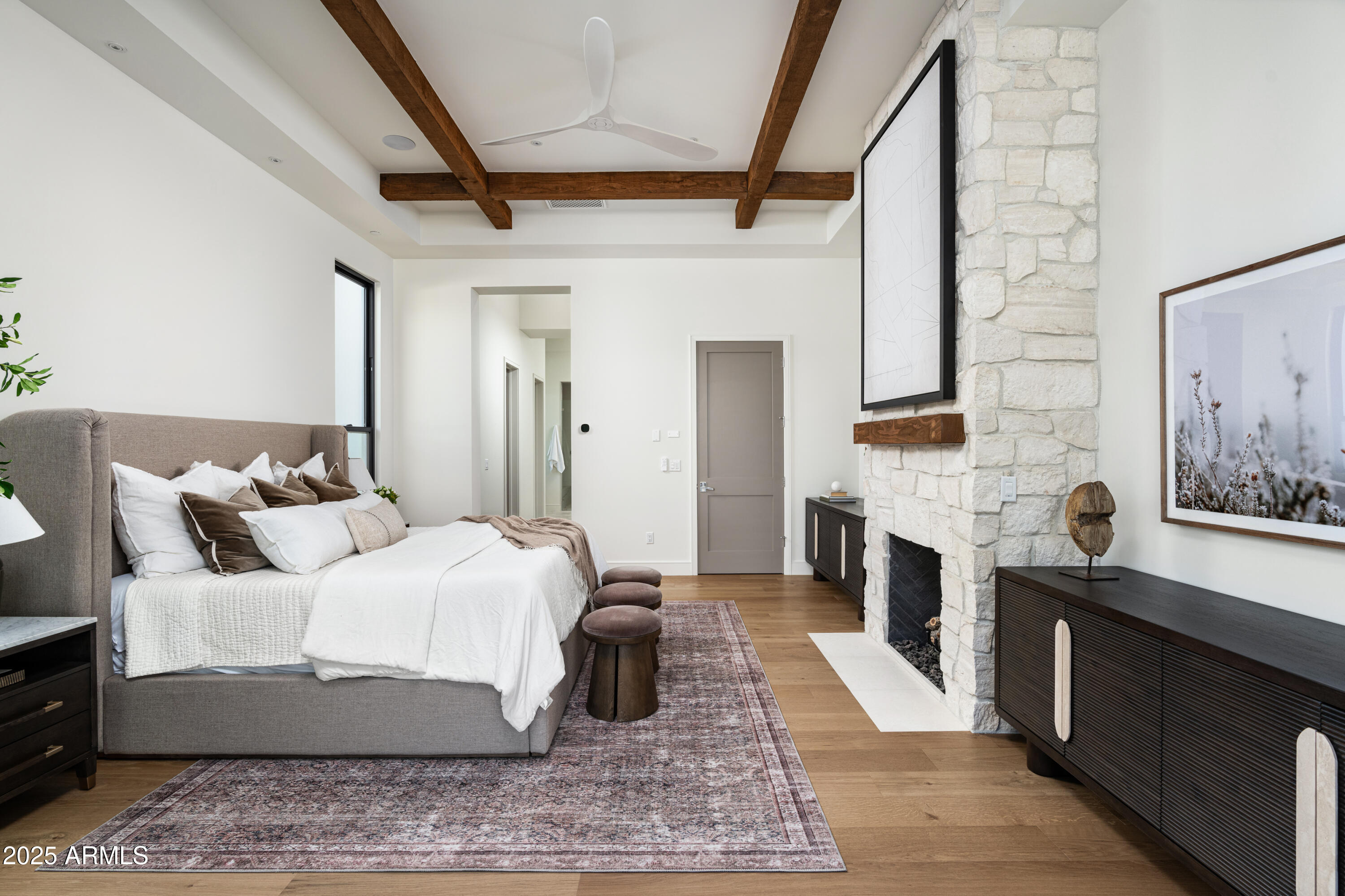 6302 E CALLE DEL NORTE