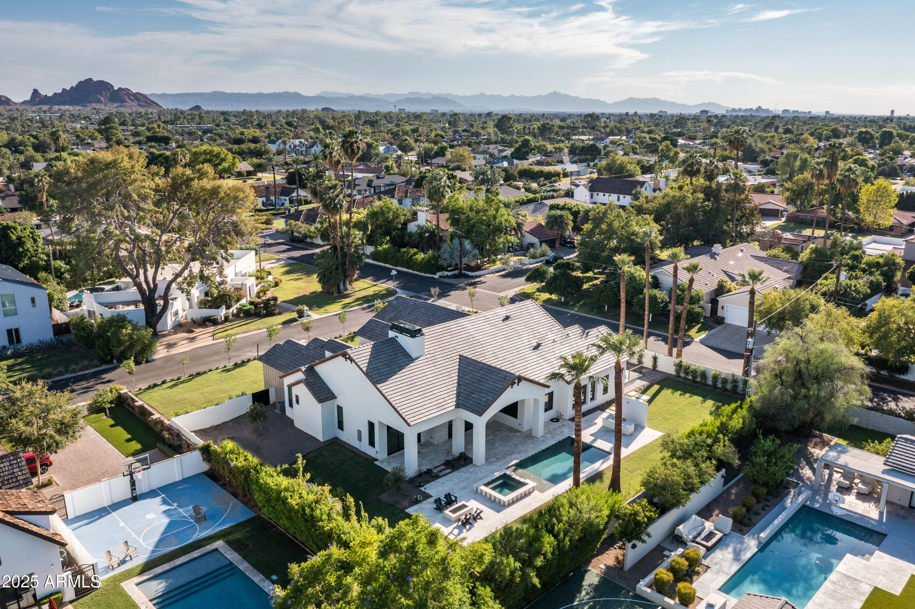 6302 E CALLE DEL NORTE