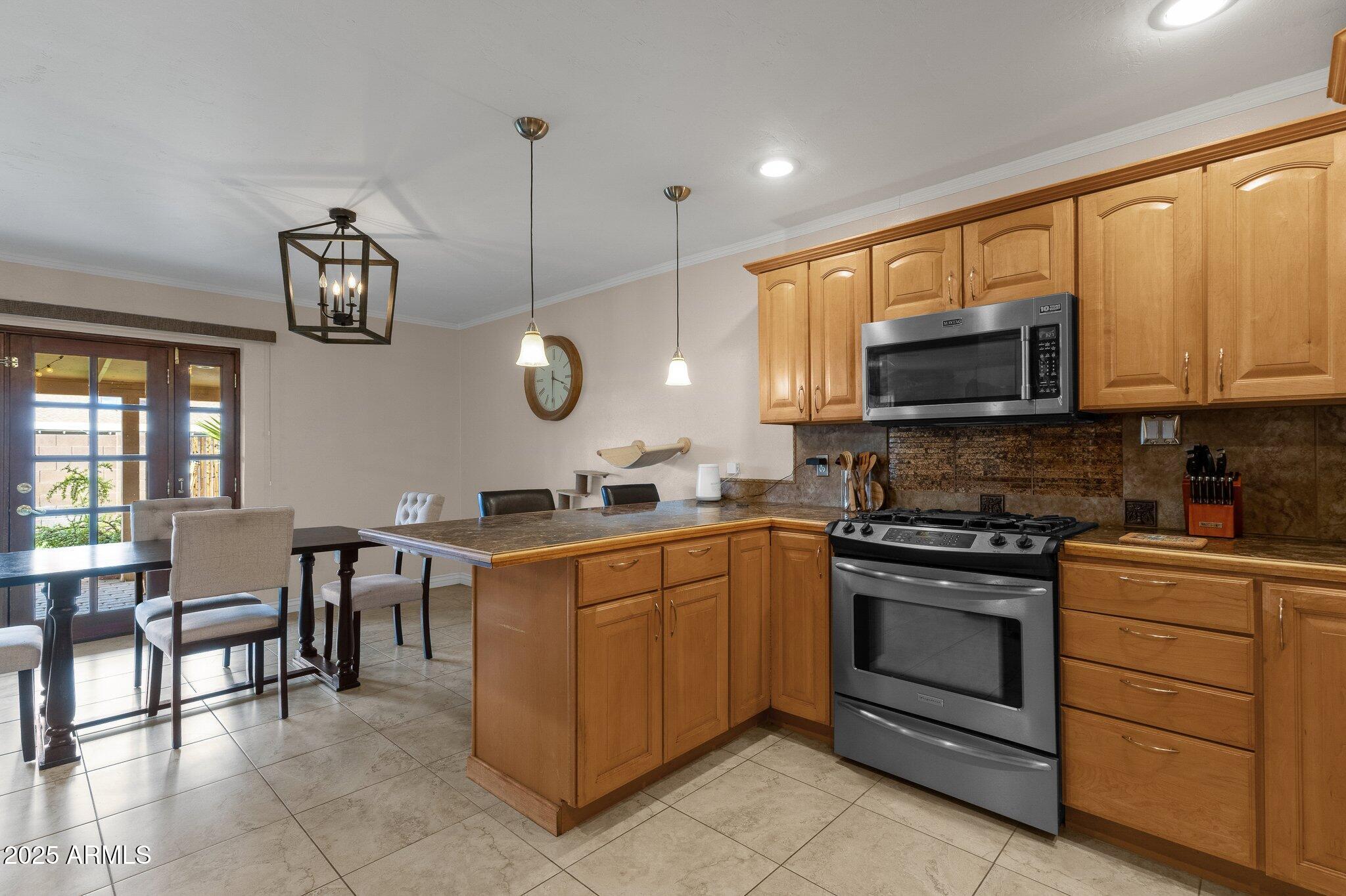 8644 E ROANOKE Avenue