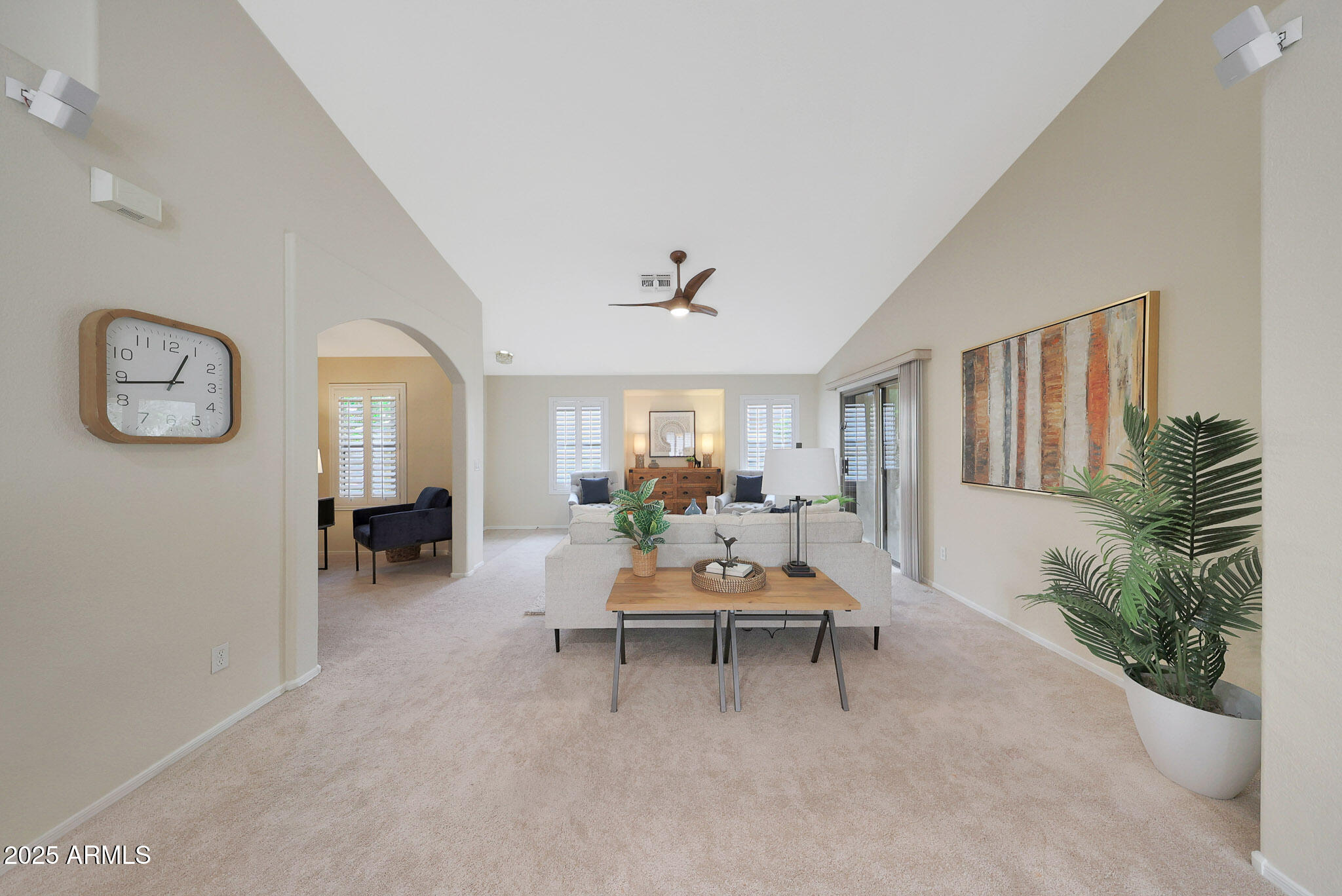 2627 E GARY Way