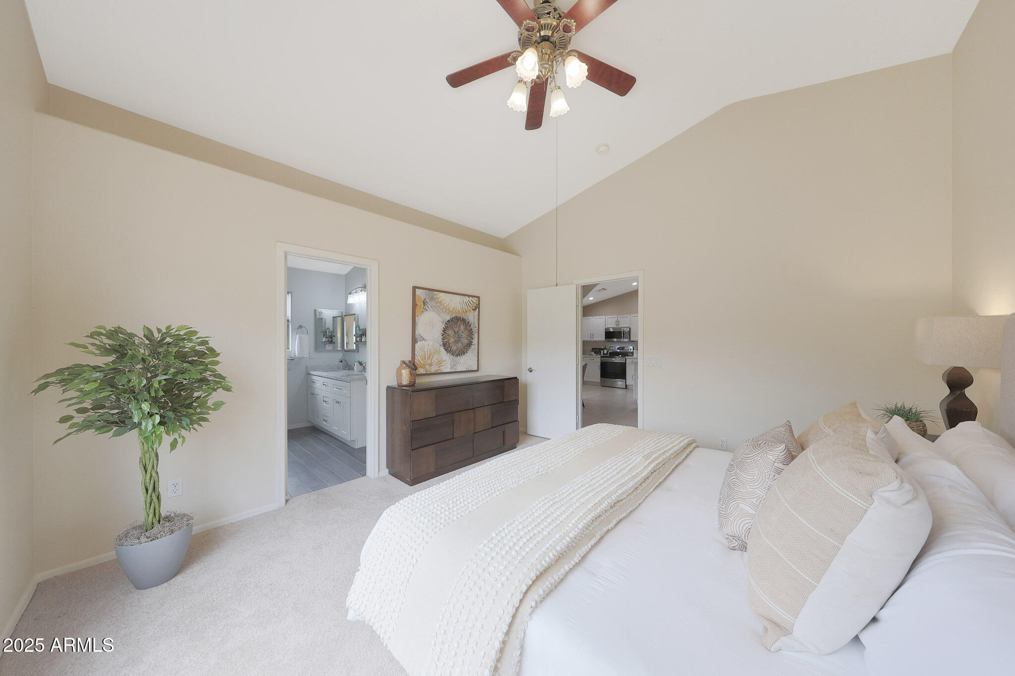 2627 E GARY Way