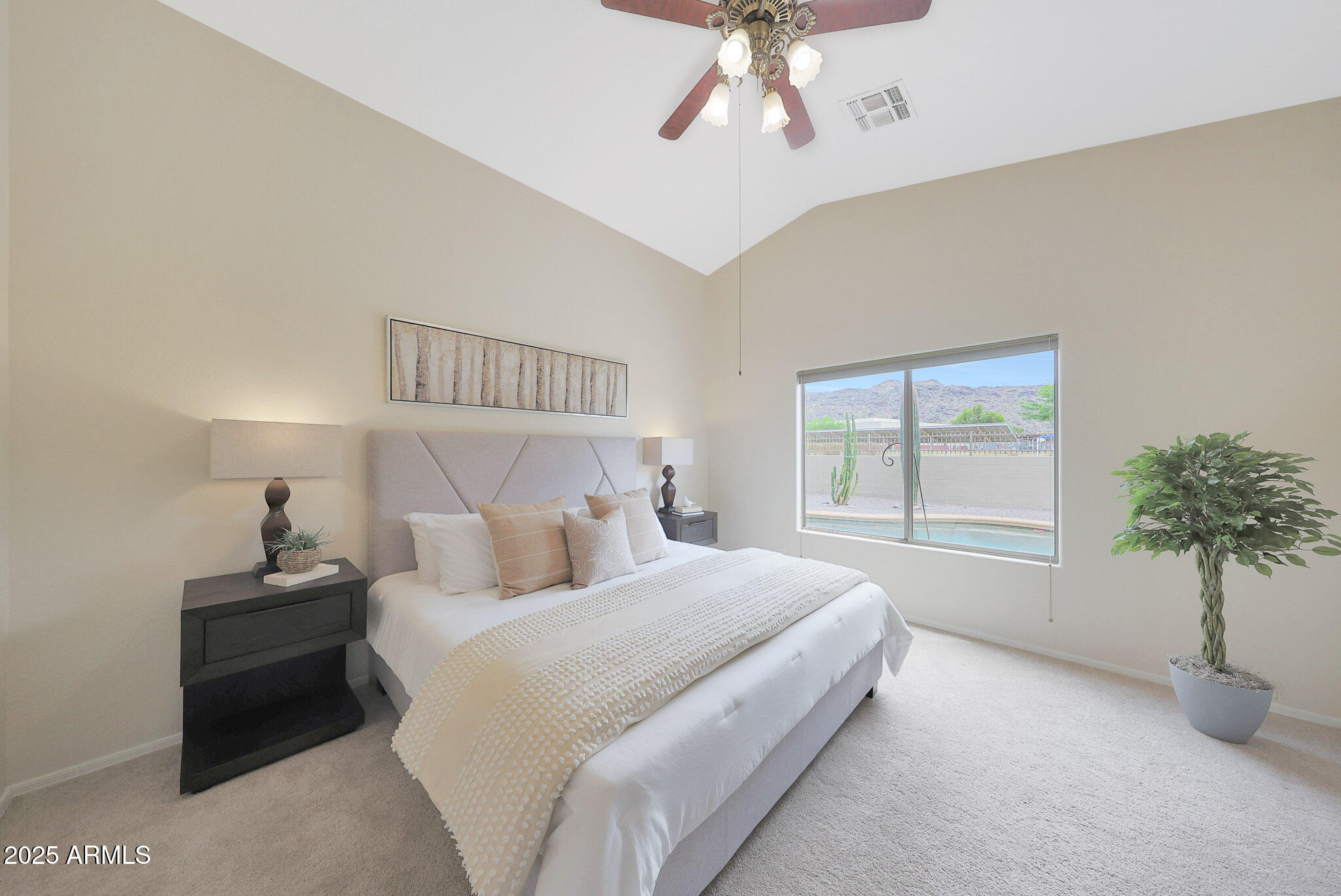 2627 E GARY Way