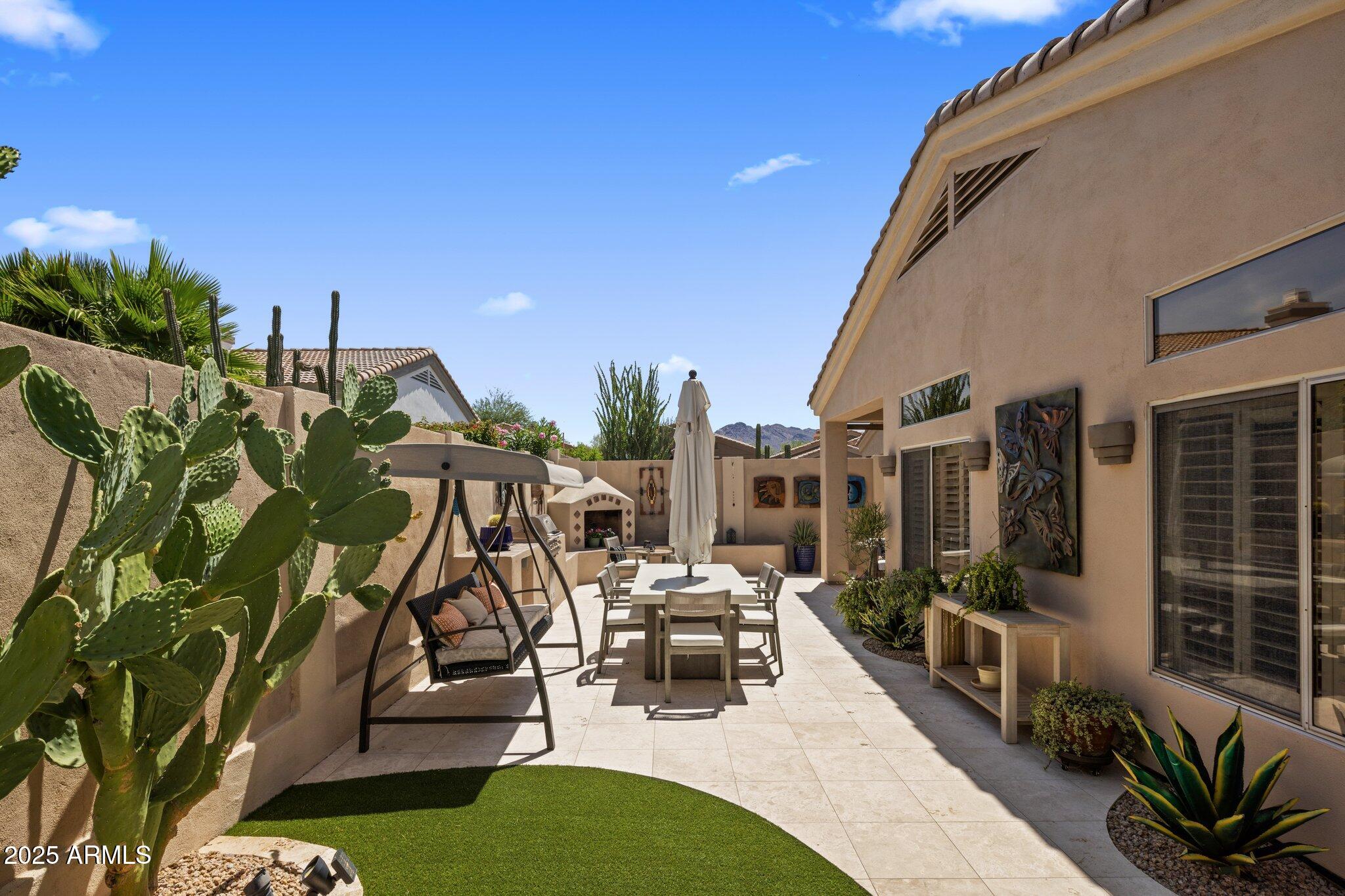 8934 E Calle Buena Vista