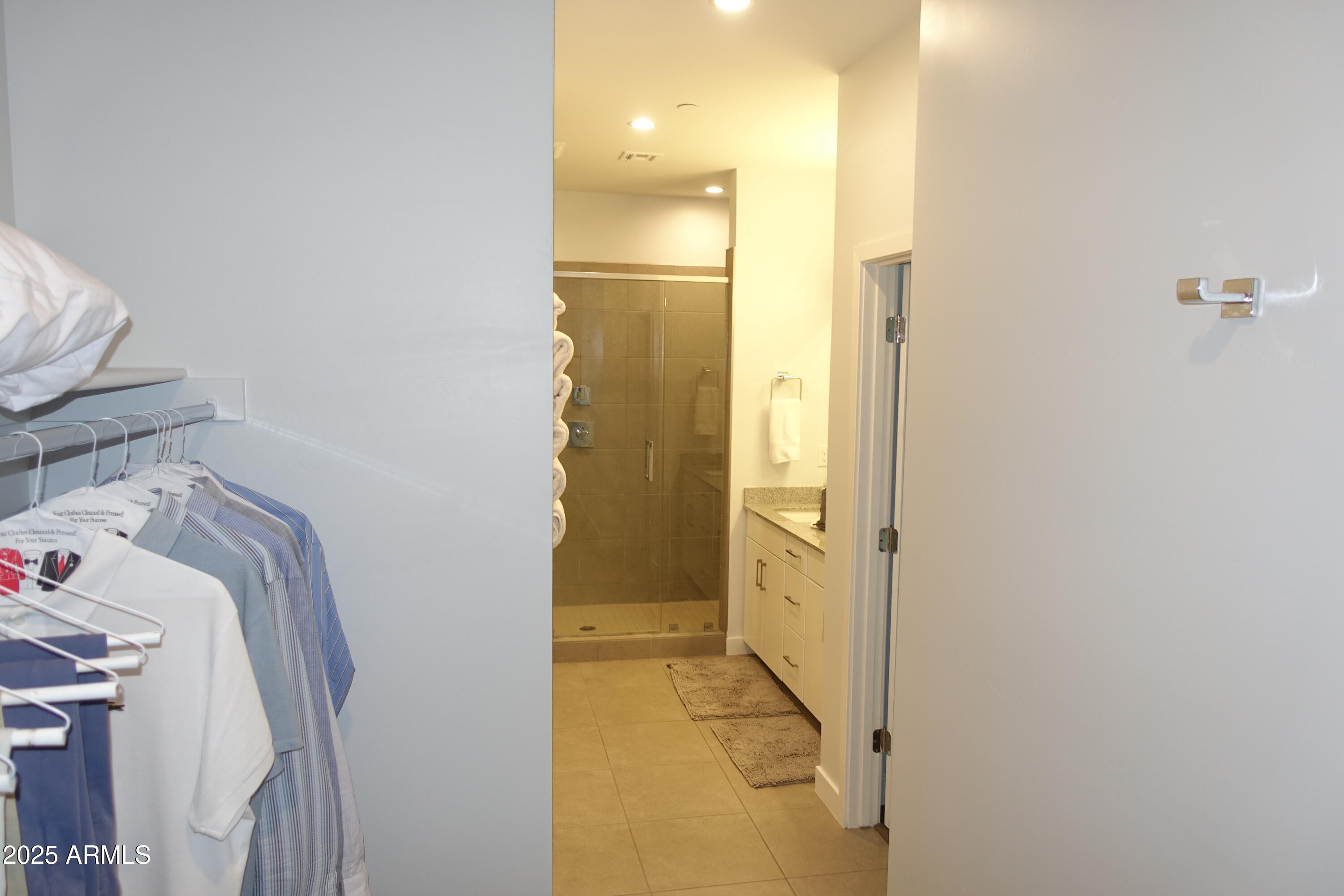 3233 N 70TH Street, 1015