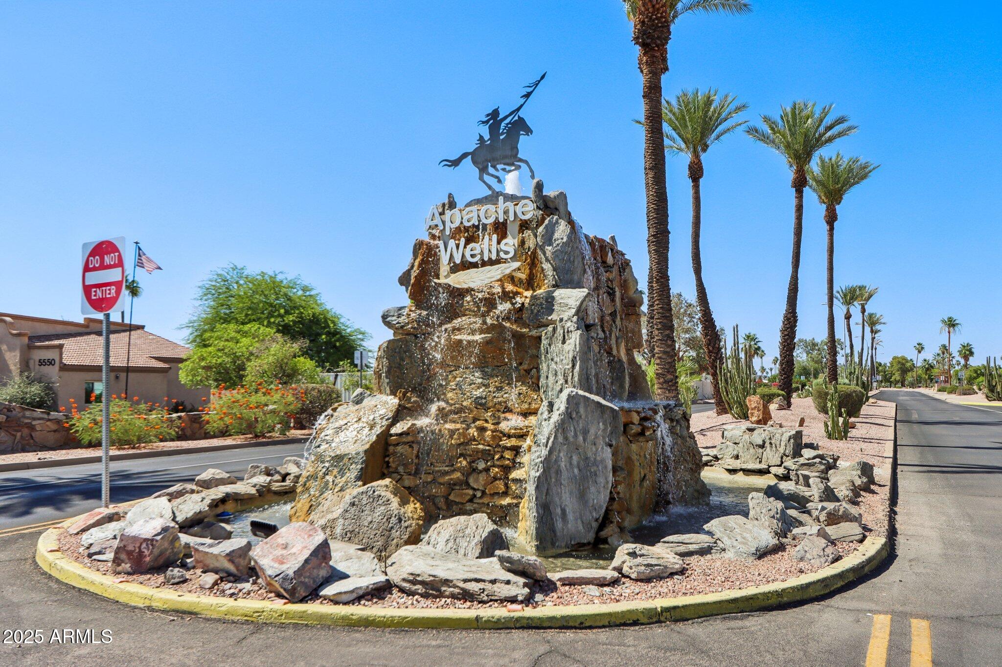 2055 N 56TH Street, 15