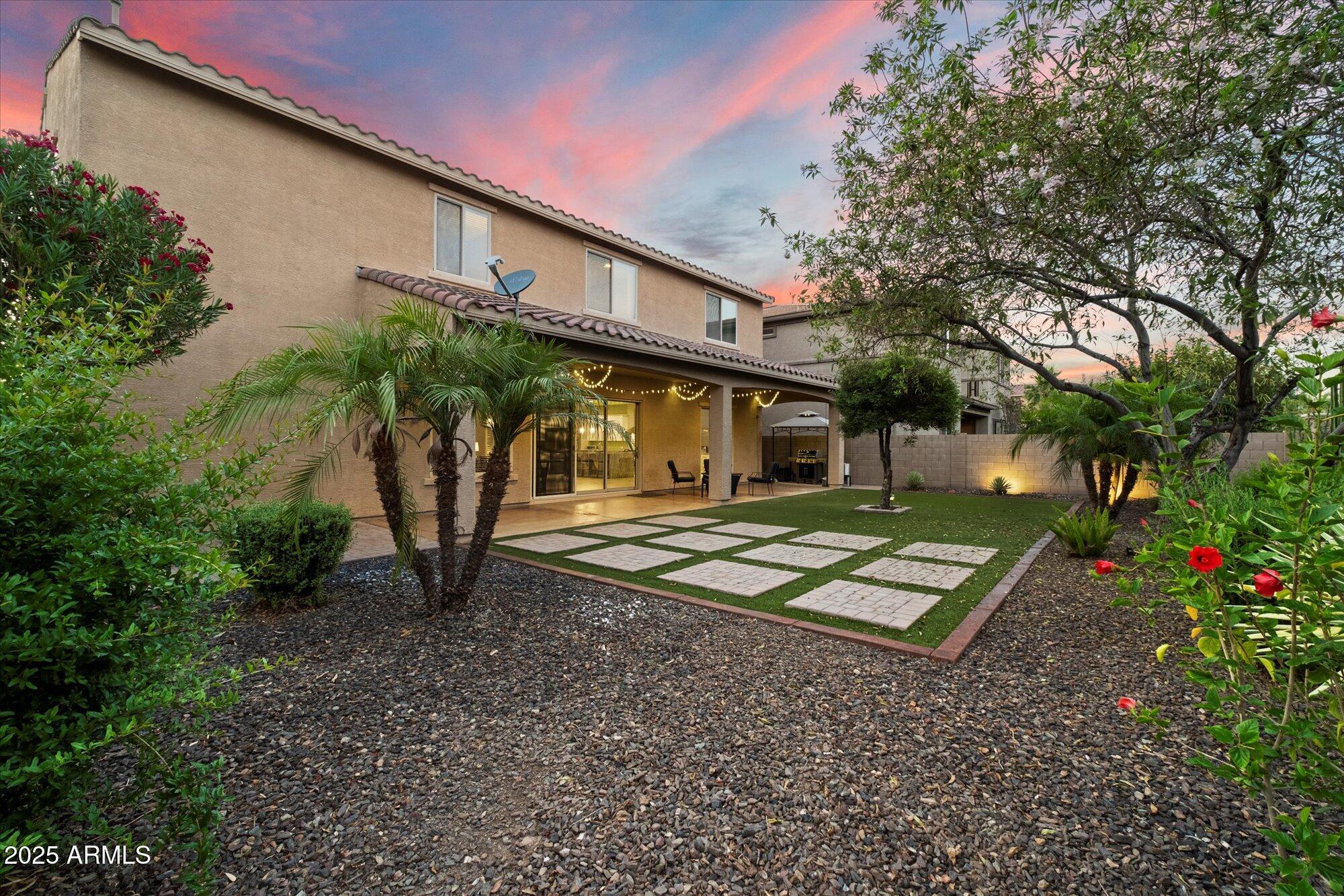 5123 S MARIPOSA Drive