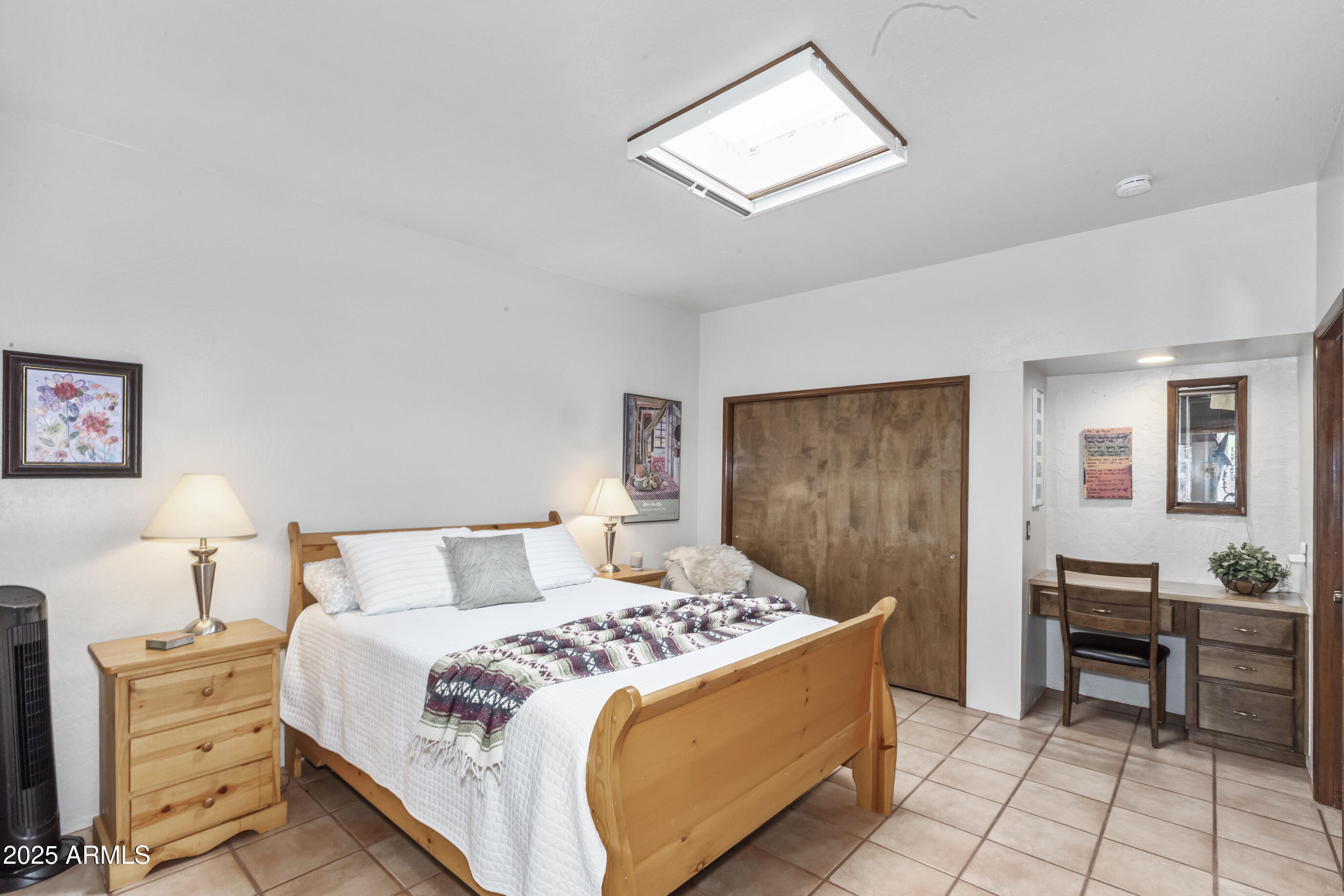 25 E Edgewood Circle