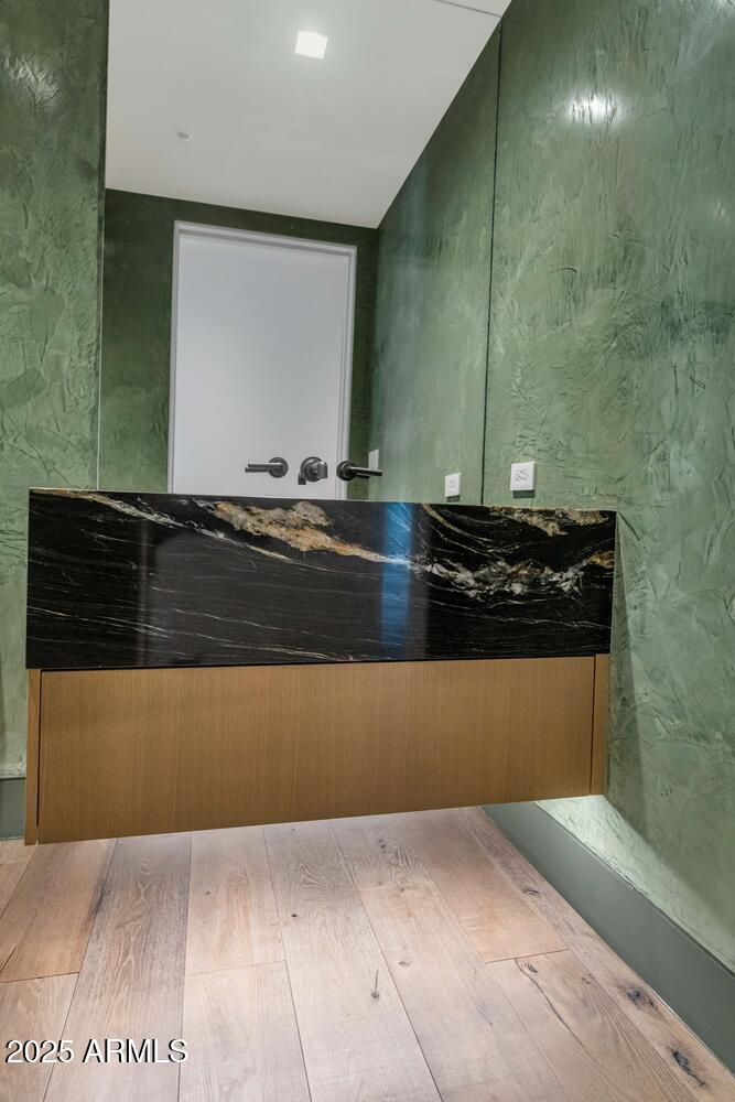 6587 N PALMERAIE Boulevard, 1051