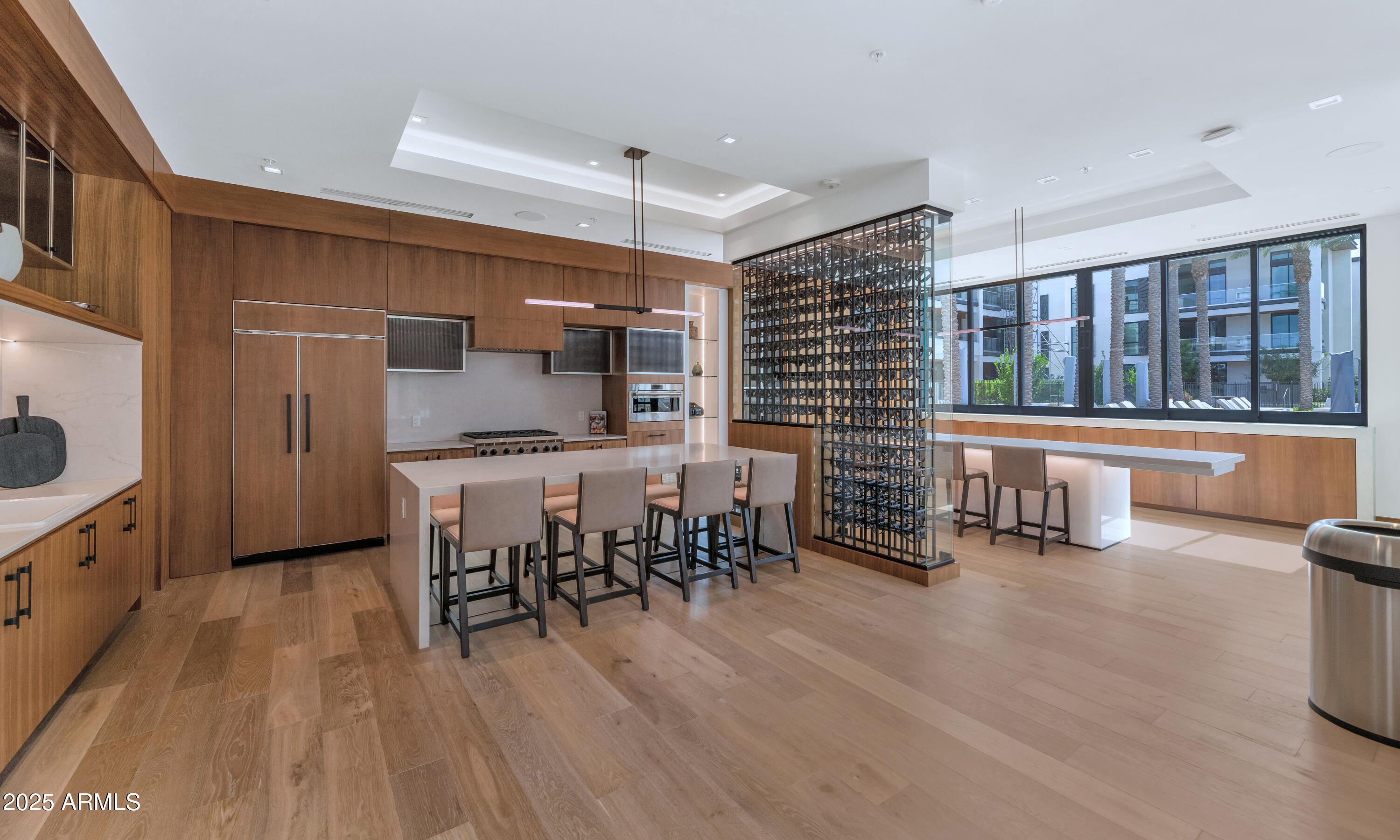 6587 N PALMERAIE Boulevard, 1051