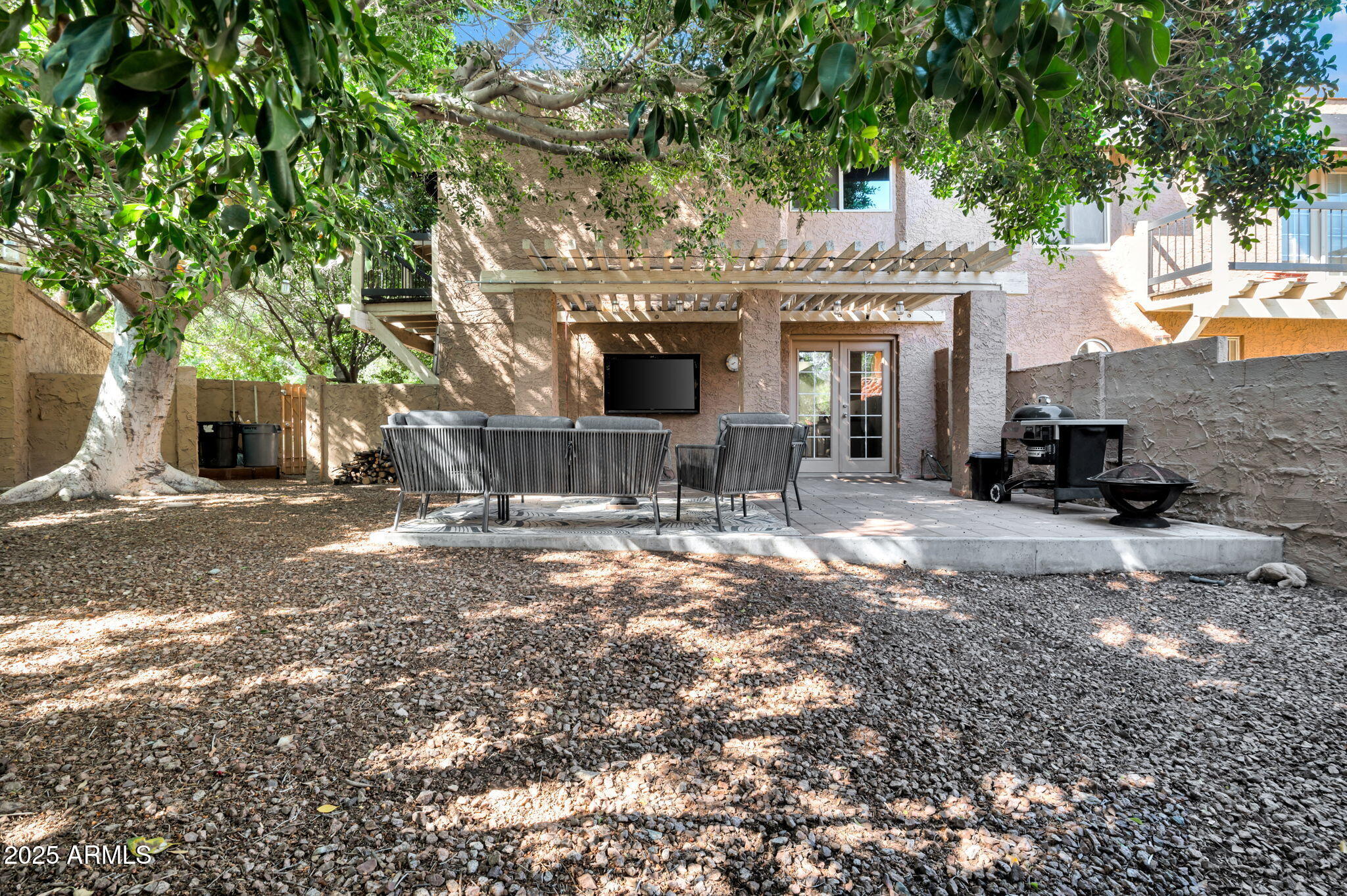 10424 N 7TH Place, 2