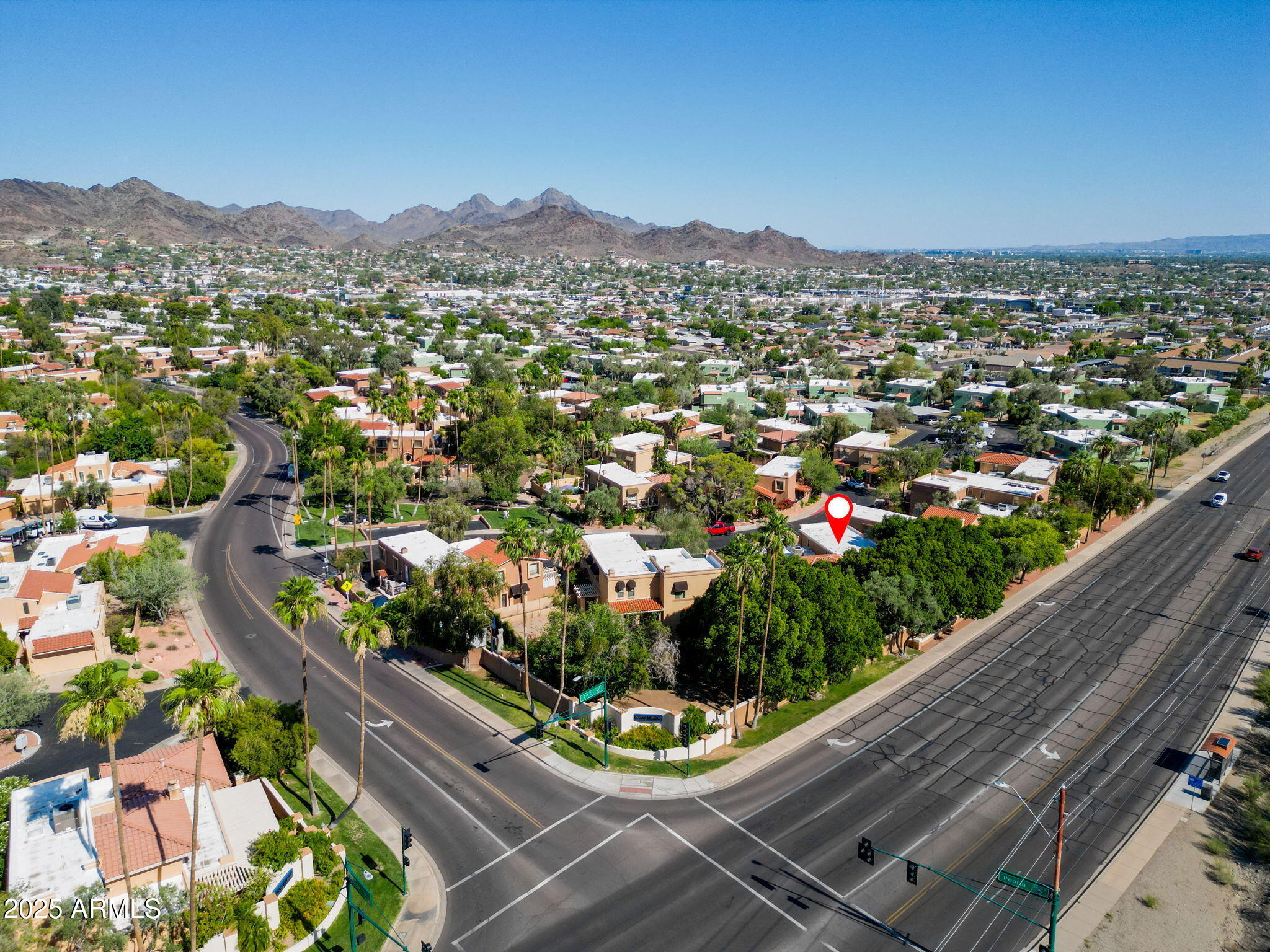 10424 N 7TH Place, 2