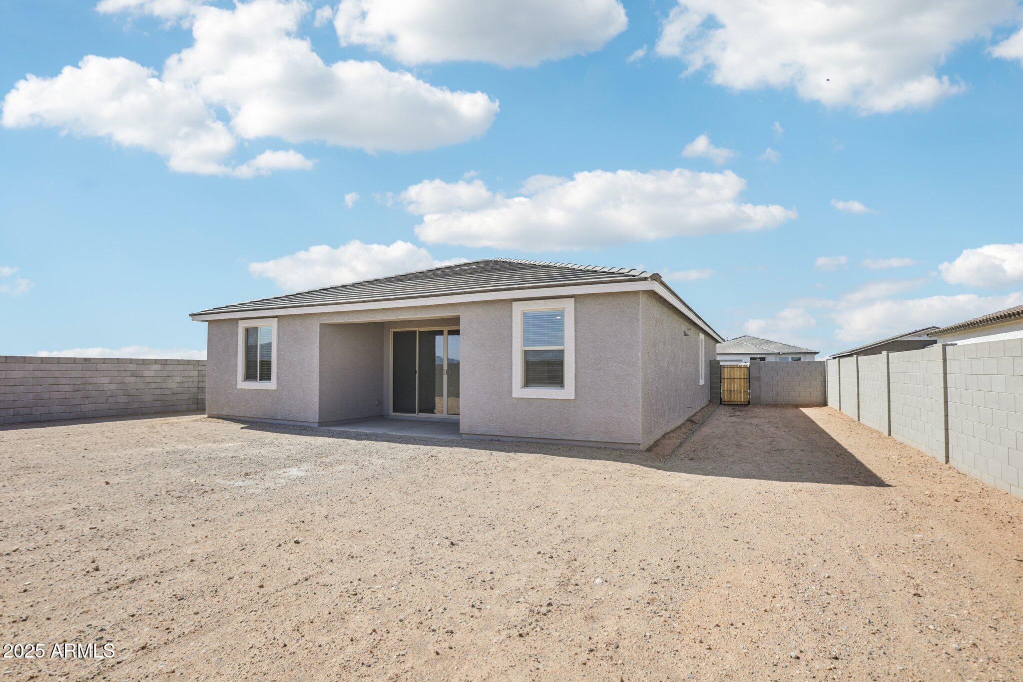 18269 W CAMINO DE ORO