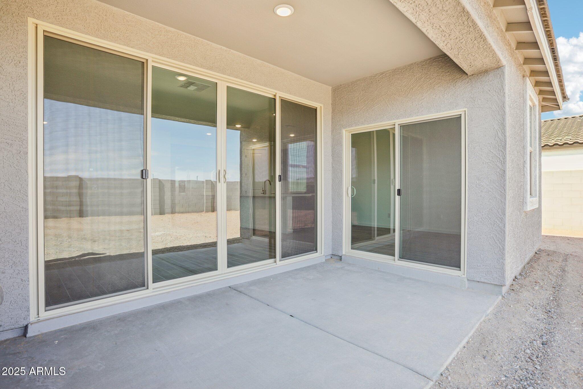 18269 W CAMINO DE ORO