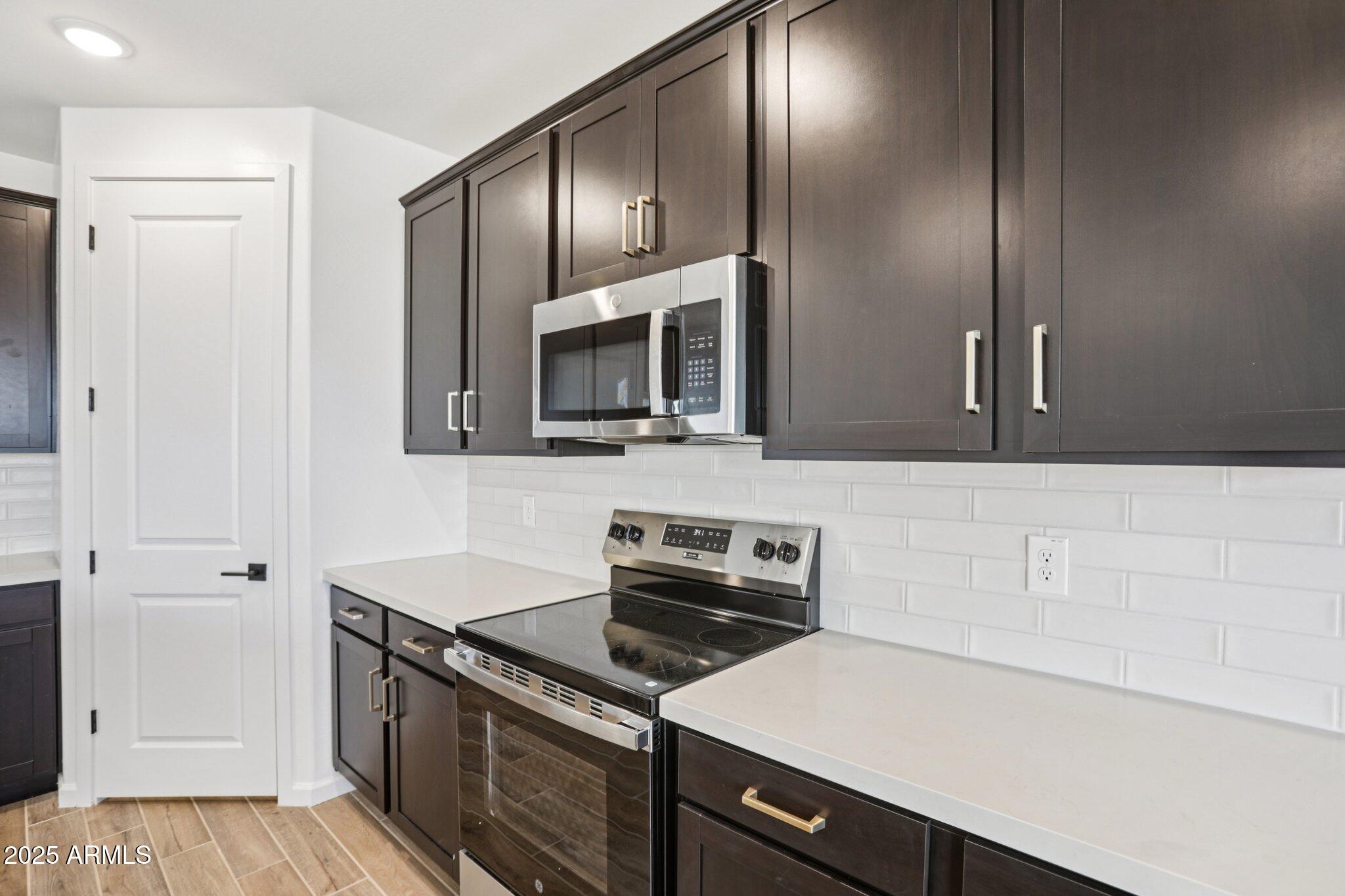 18269 W CAMINO DE ORO