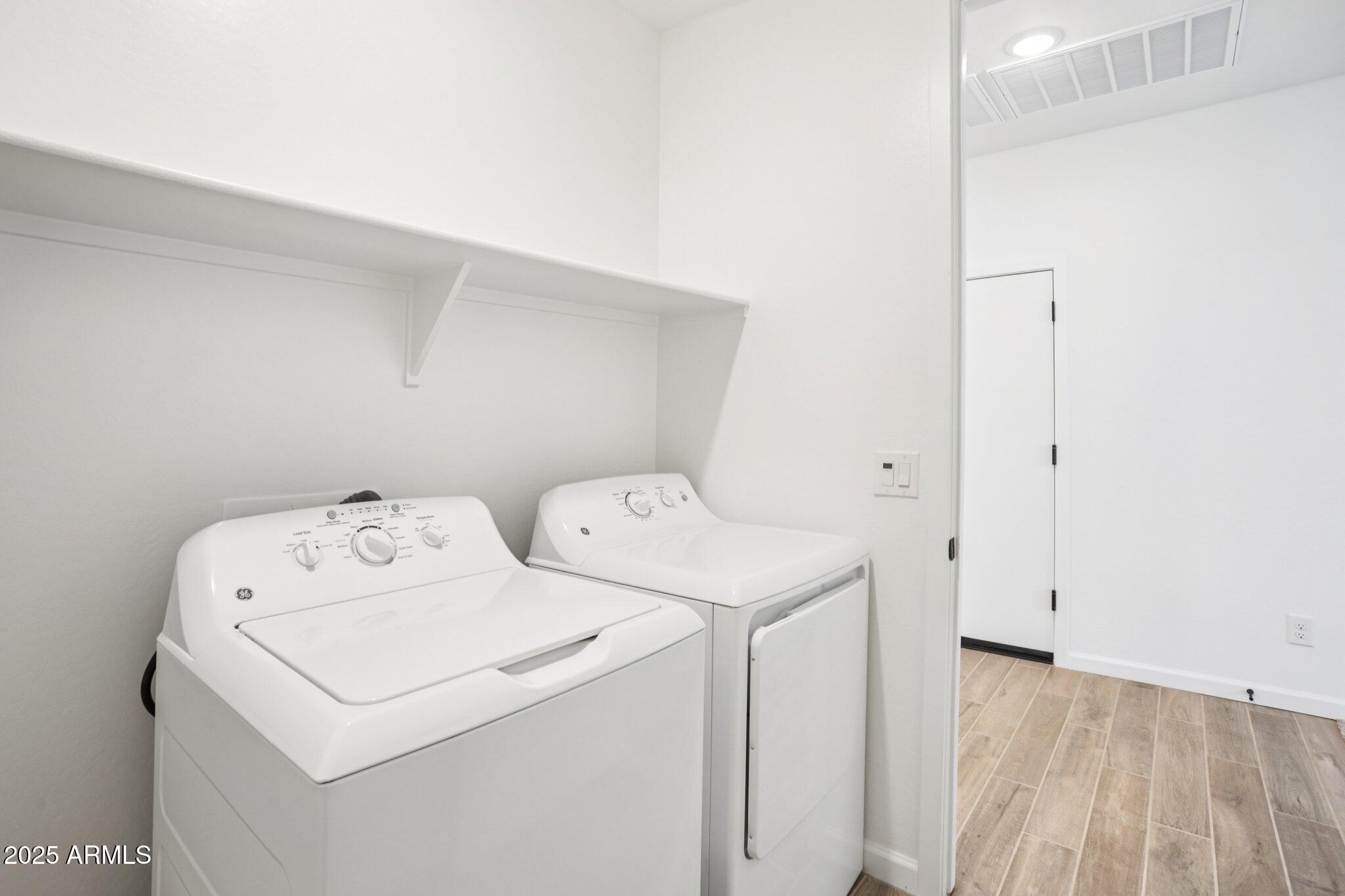 18269 W CAMINO DE ORO