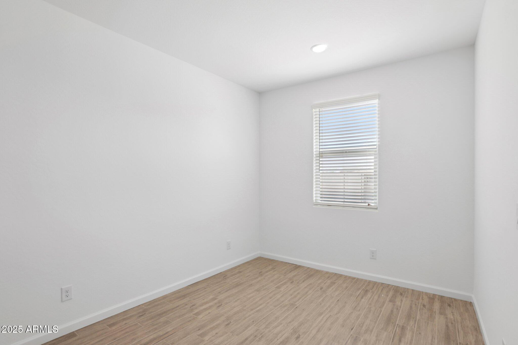 18243 W LA SENDA Drive