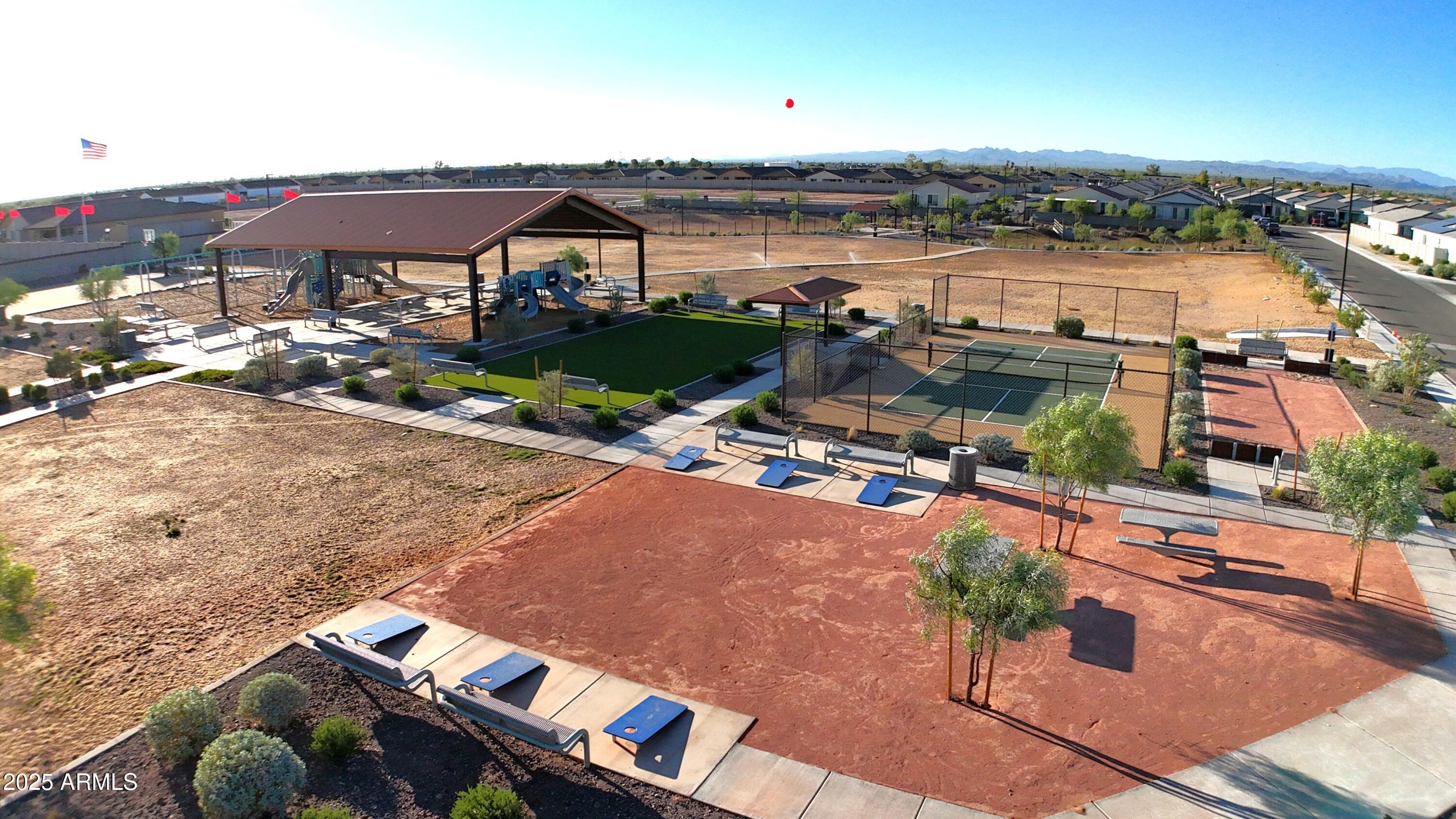 18260 W CAMINO DE ORO