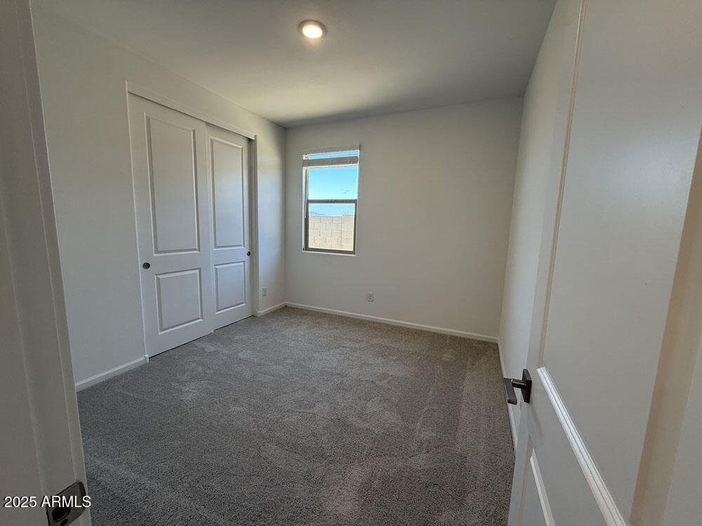 18261 W CAMINO DE ORO