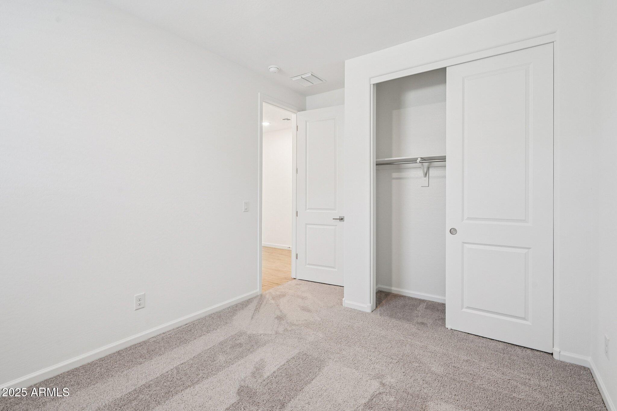 18253 W CAMINO DE ORO