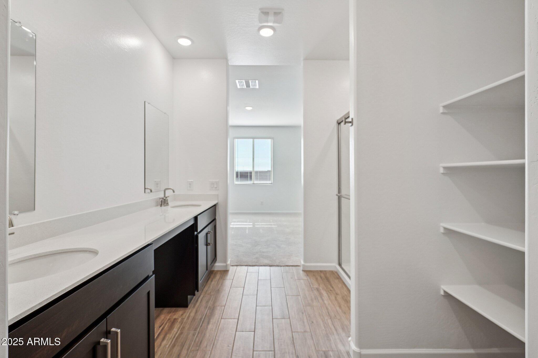 18253 W CAMINO DE ORO