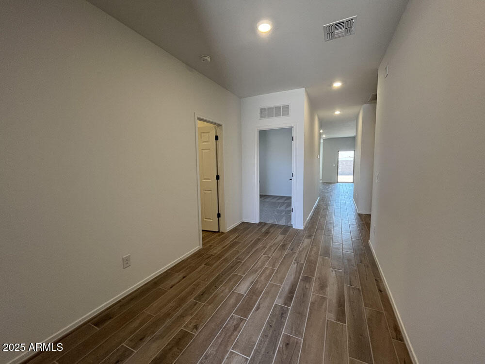 47437 W KENNER Drive