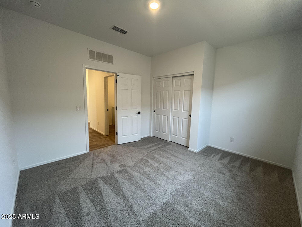 47437 W KENNER Drive