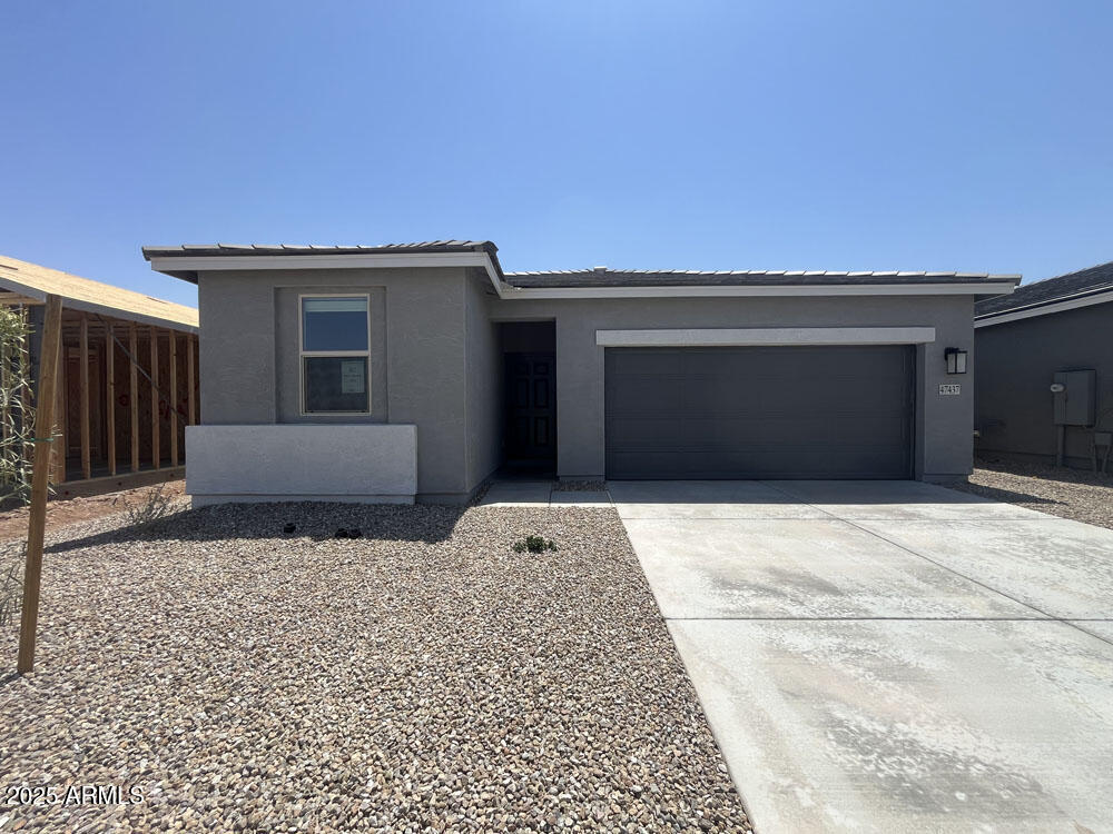 47437 W KENNER Drive