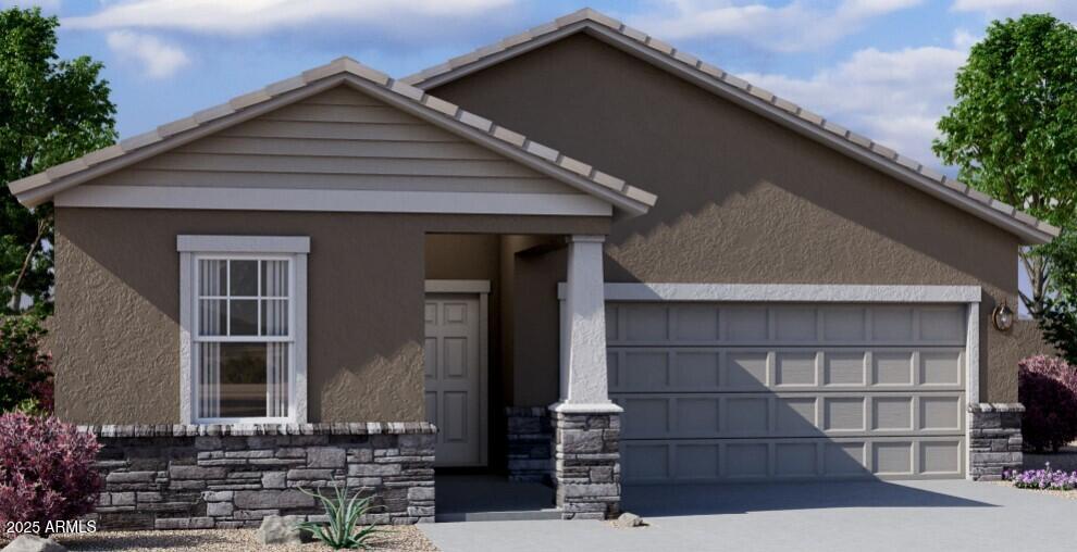 5722 E IRIS Drive