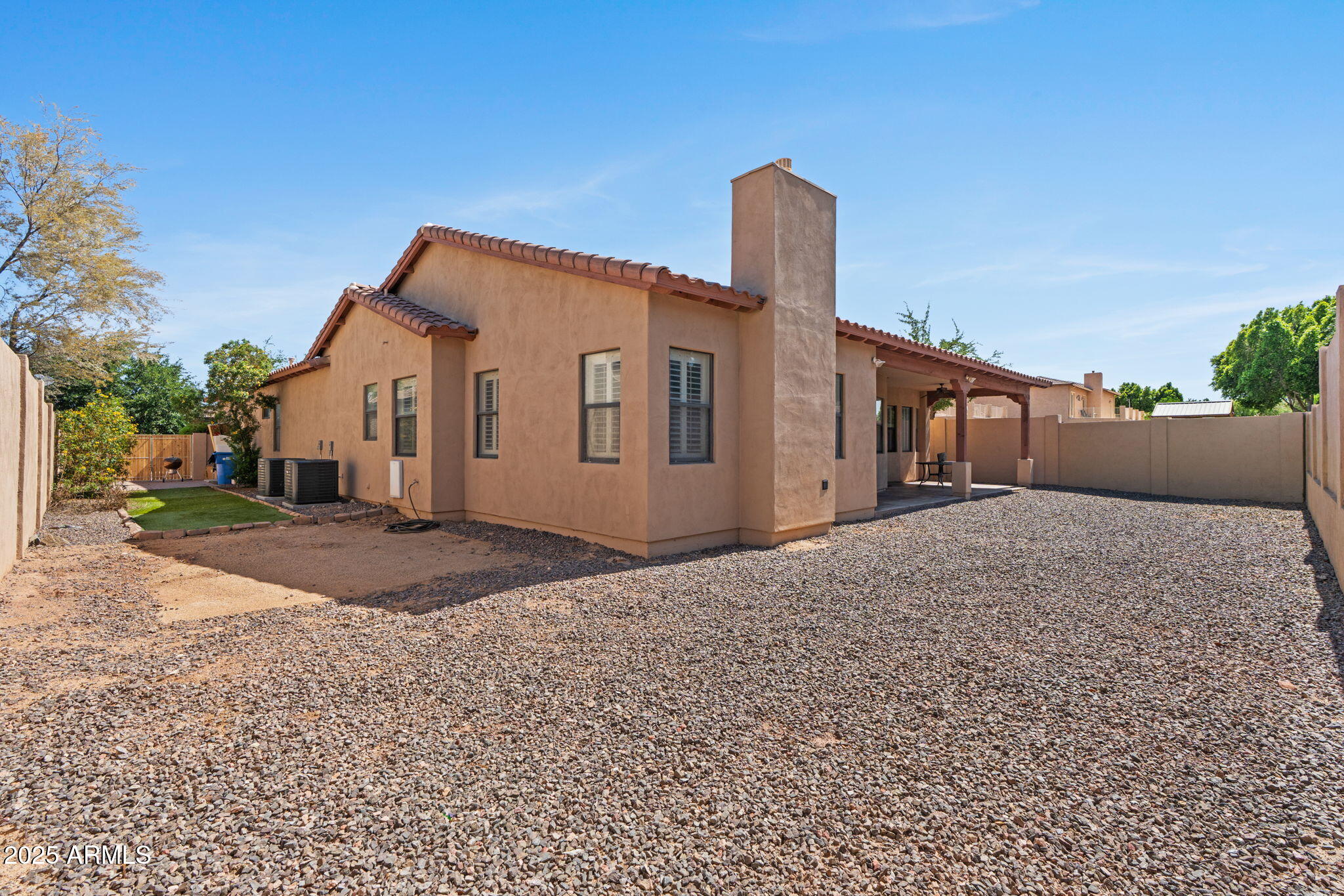 3215 E CONSTANCE Way