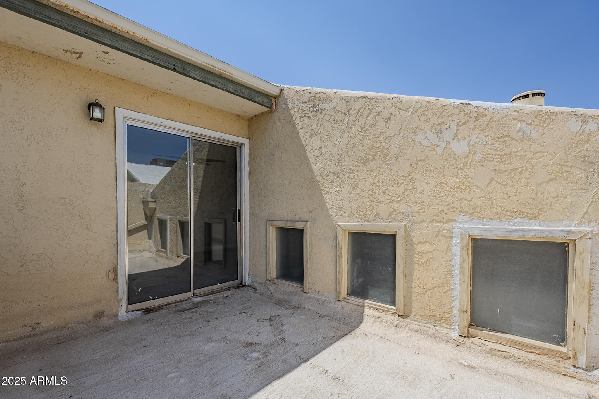 2223 E Catalina Drive