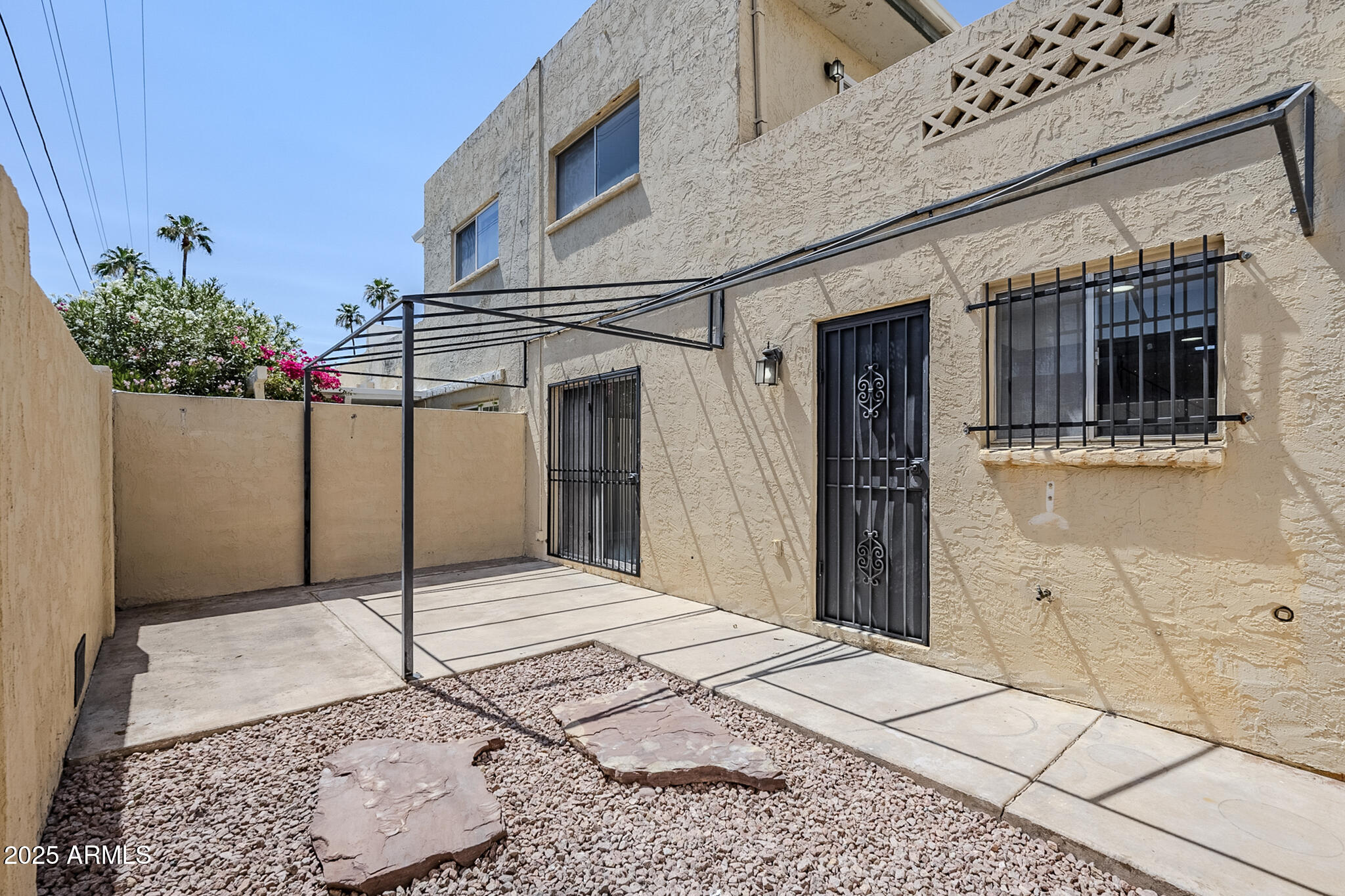 2223 E Catalina Drive