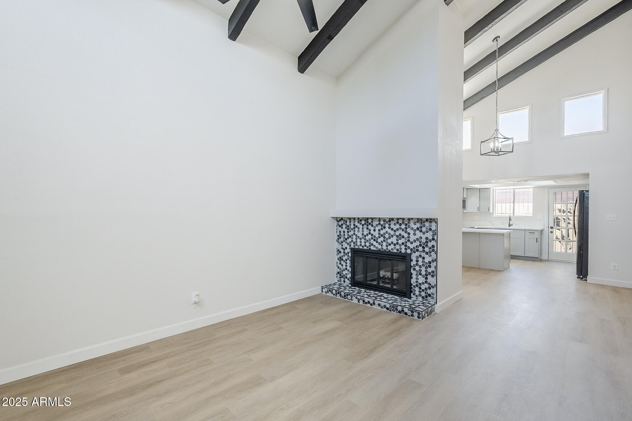 2223 E Catalina Drive