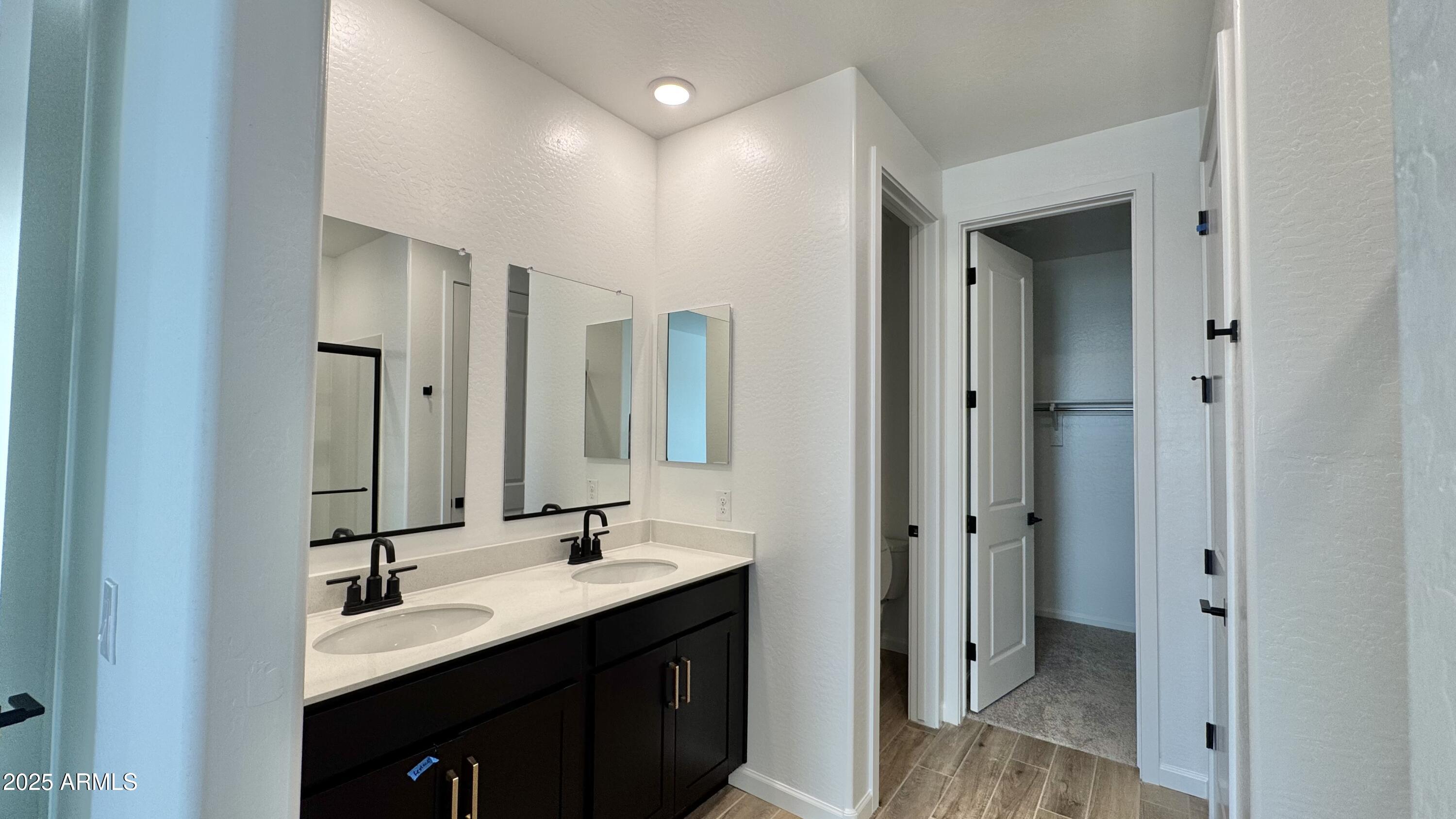 15743 W CAMDEN Avenue