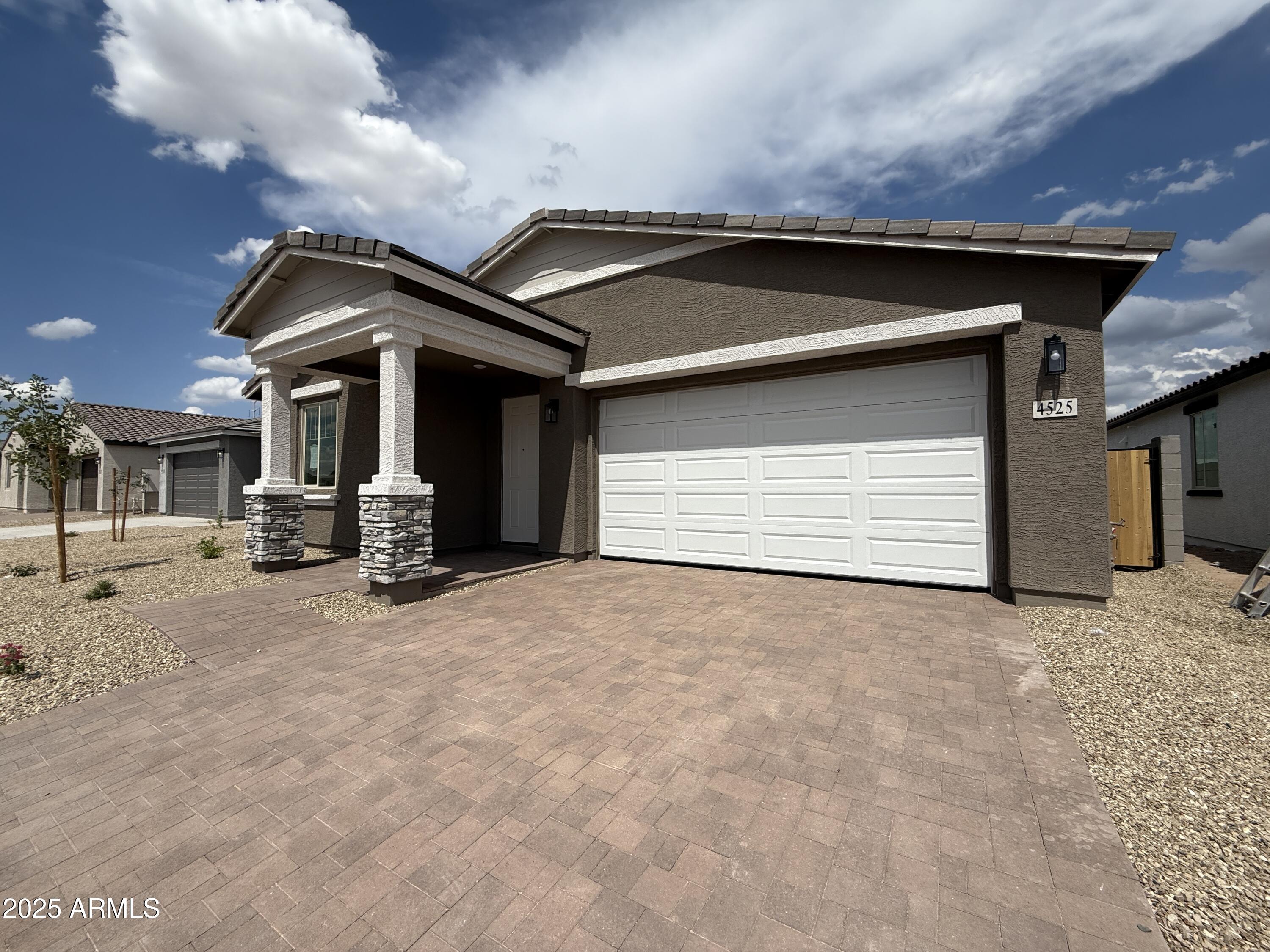 4525 S 95TH Drive
