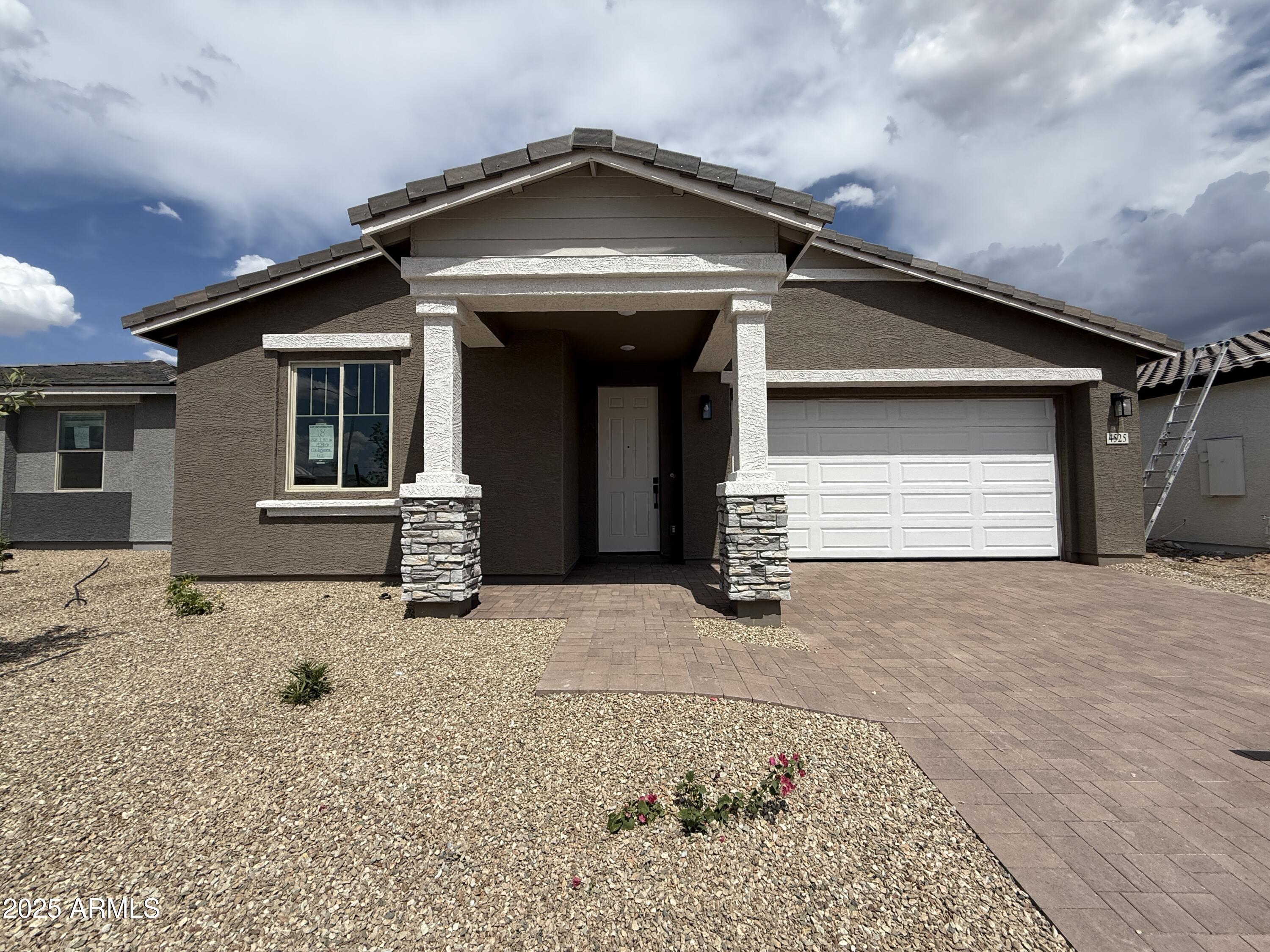 4525 S 95TH Drive
