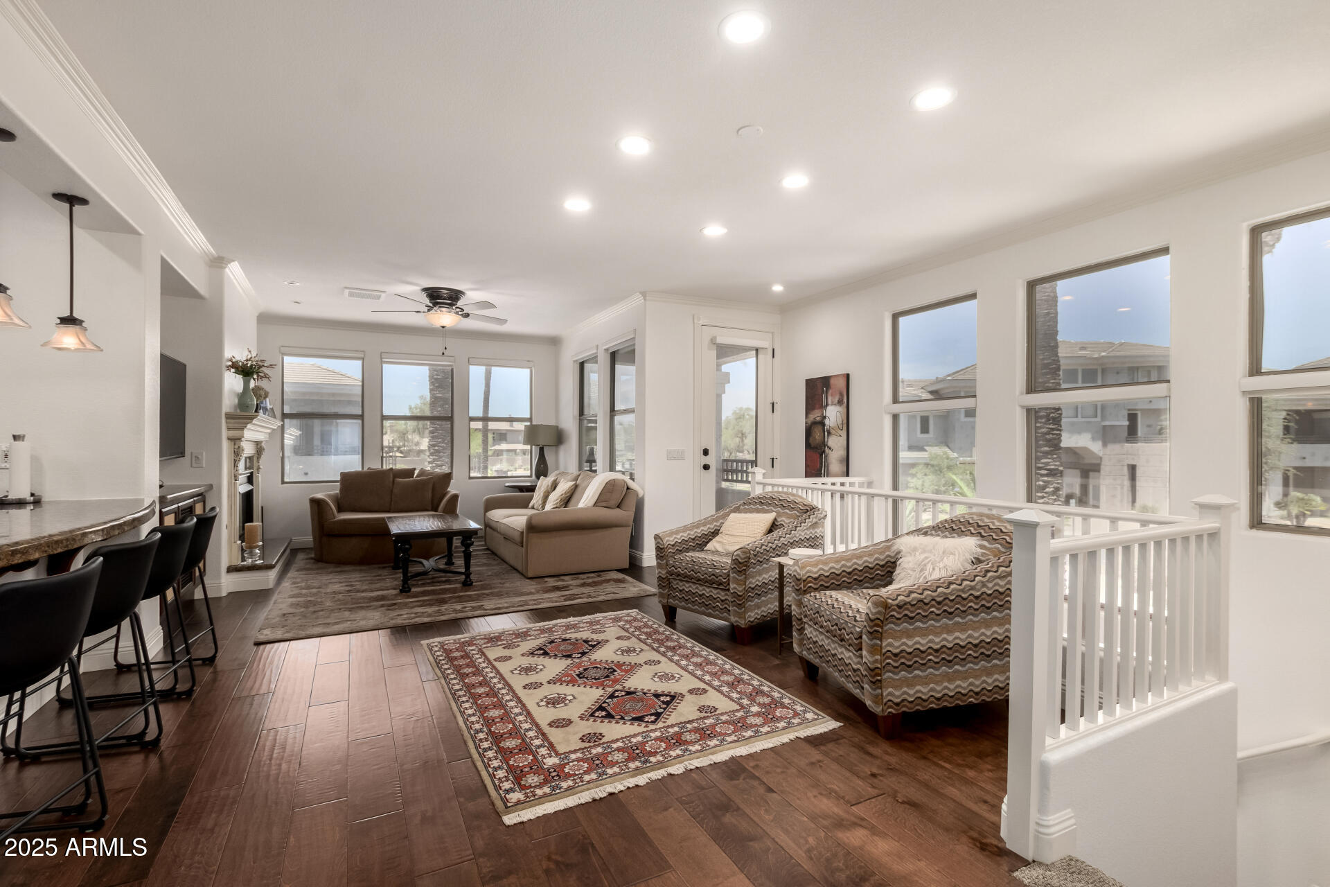 15221 N CLUBGATE Drive, 2139