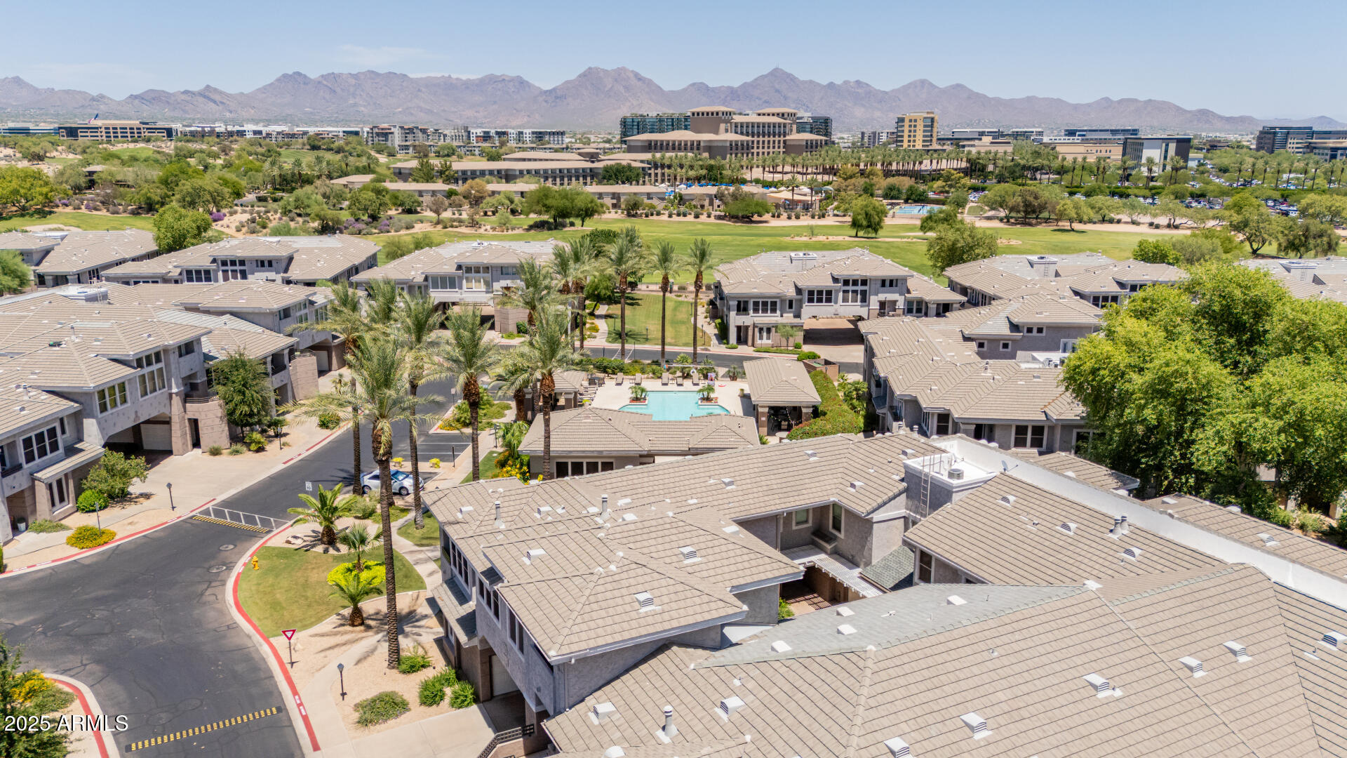15221 N CLUBGATE Drive, 2139