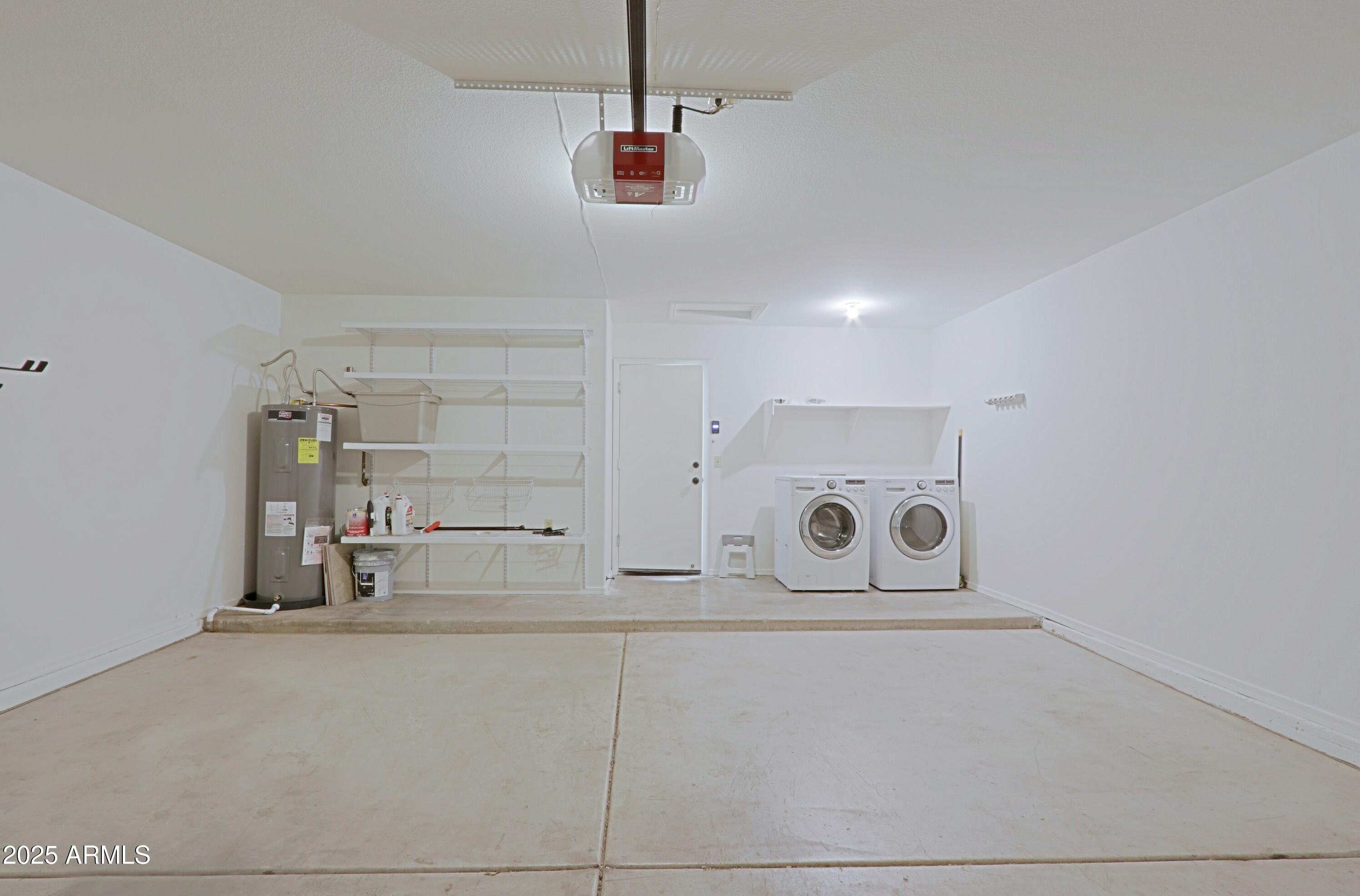 5902 E JUNIPER Avenue