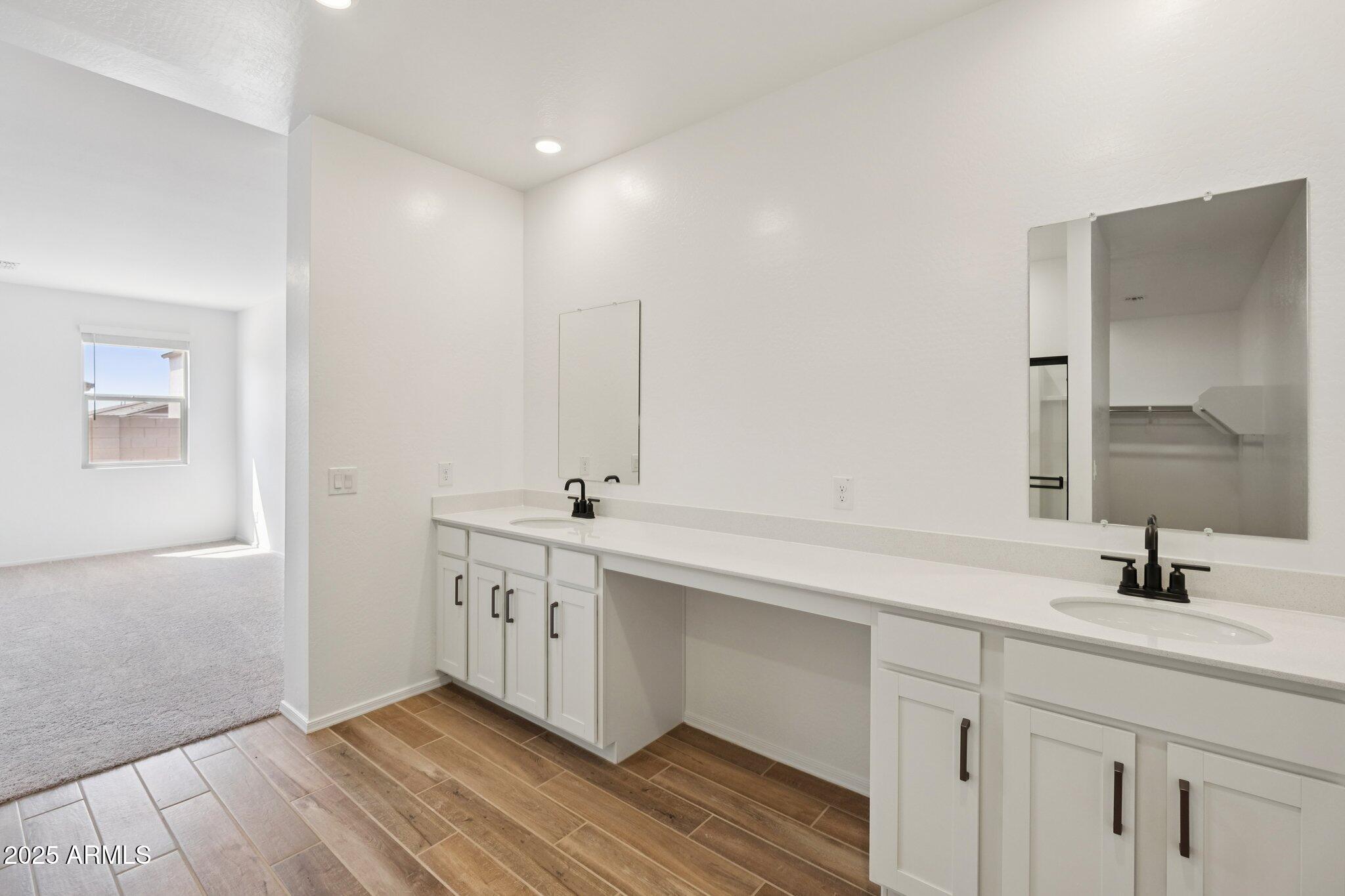 47201 W PECAN WOODS Walk