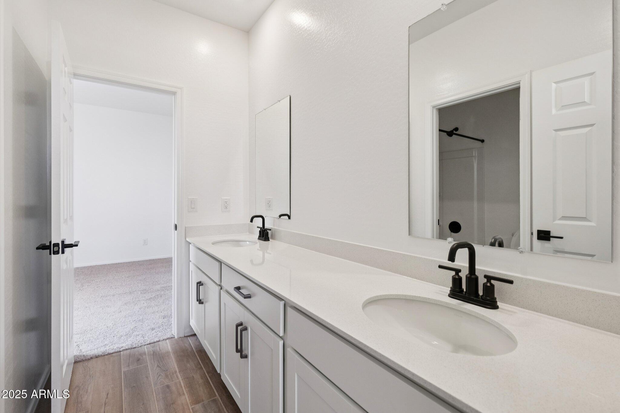 47201 W PECAN WOODS Walk