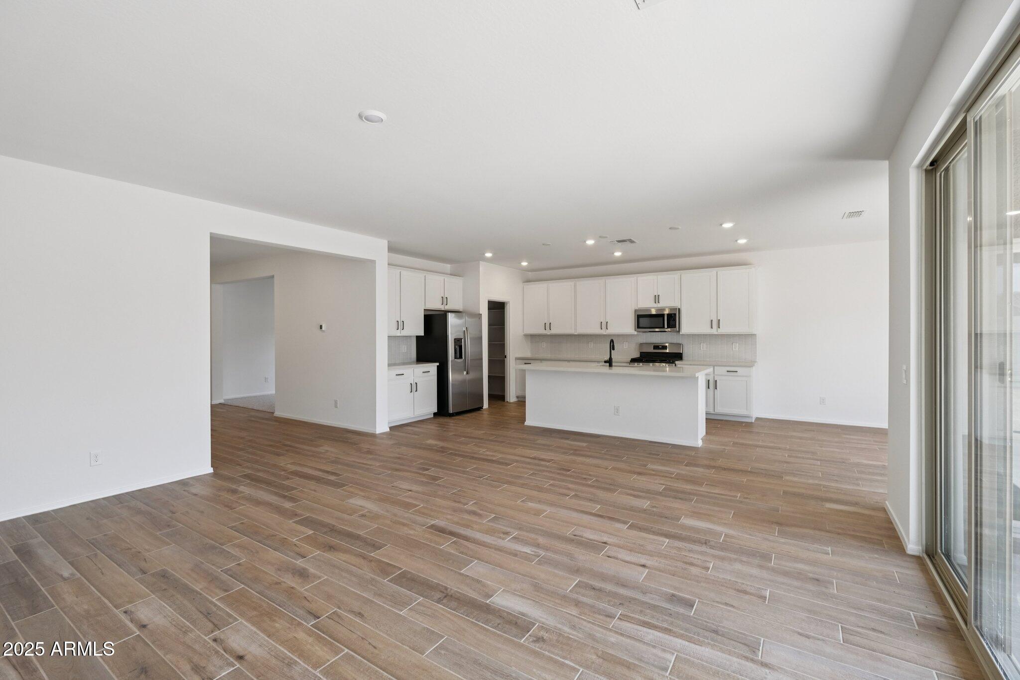 47201 W PECAN WOODS Walk