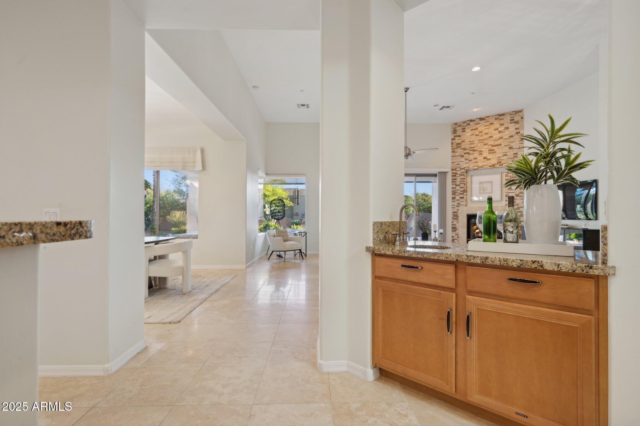11299 E GREYTHORN Drive