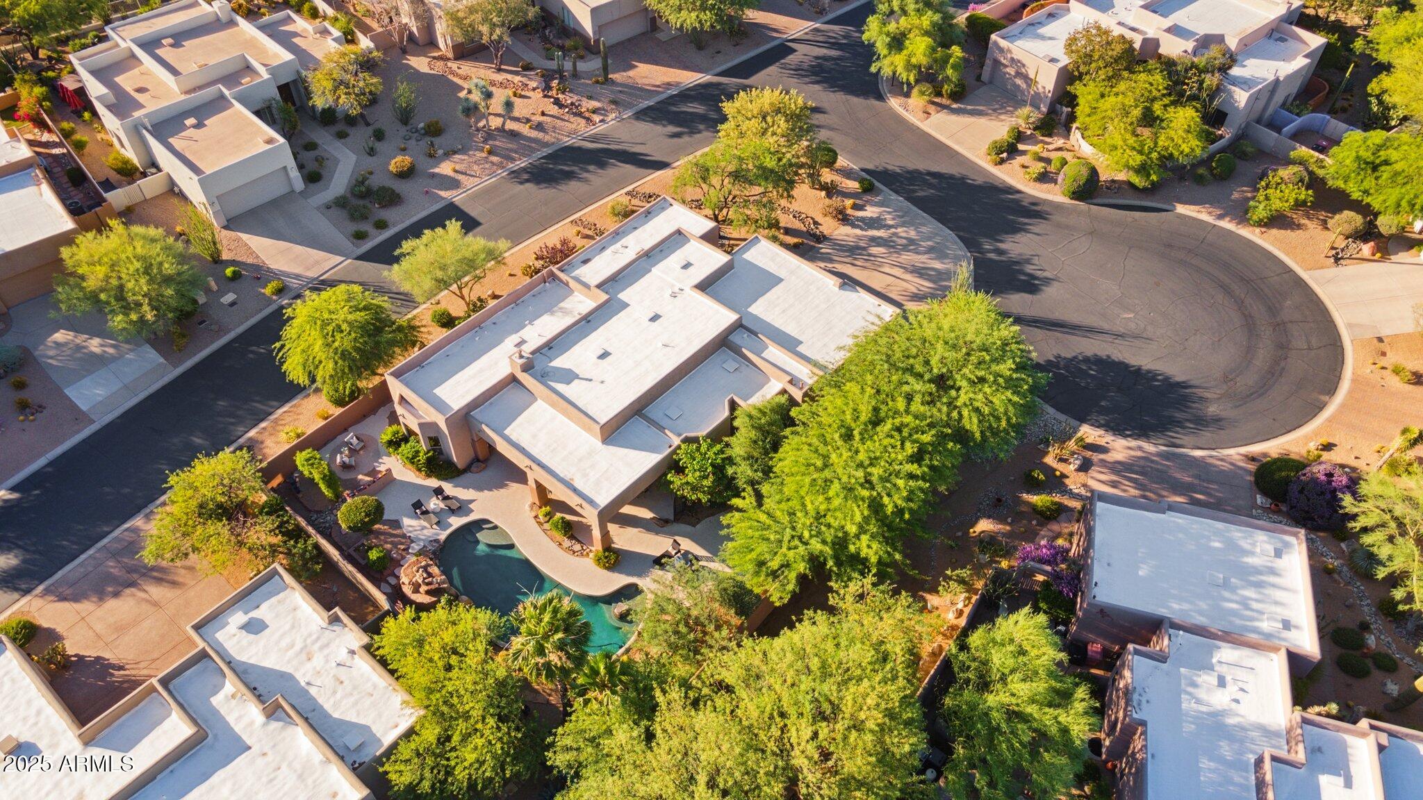 11299 E GREYTHORN Drive