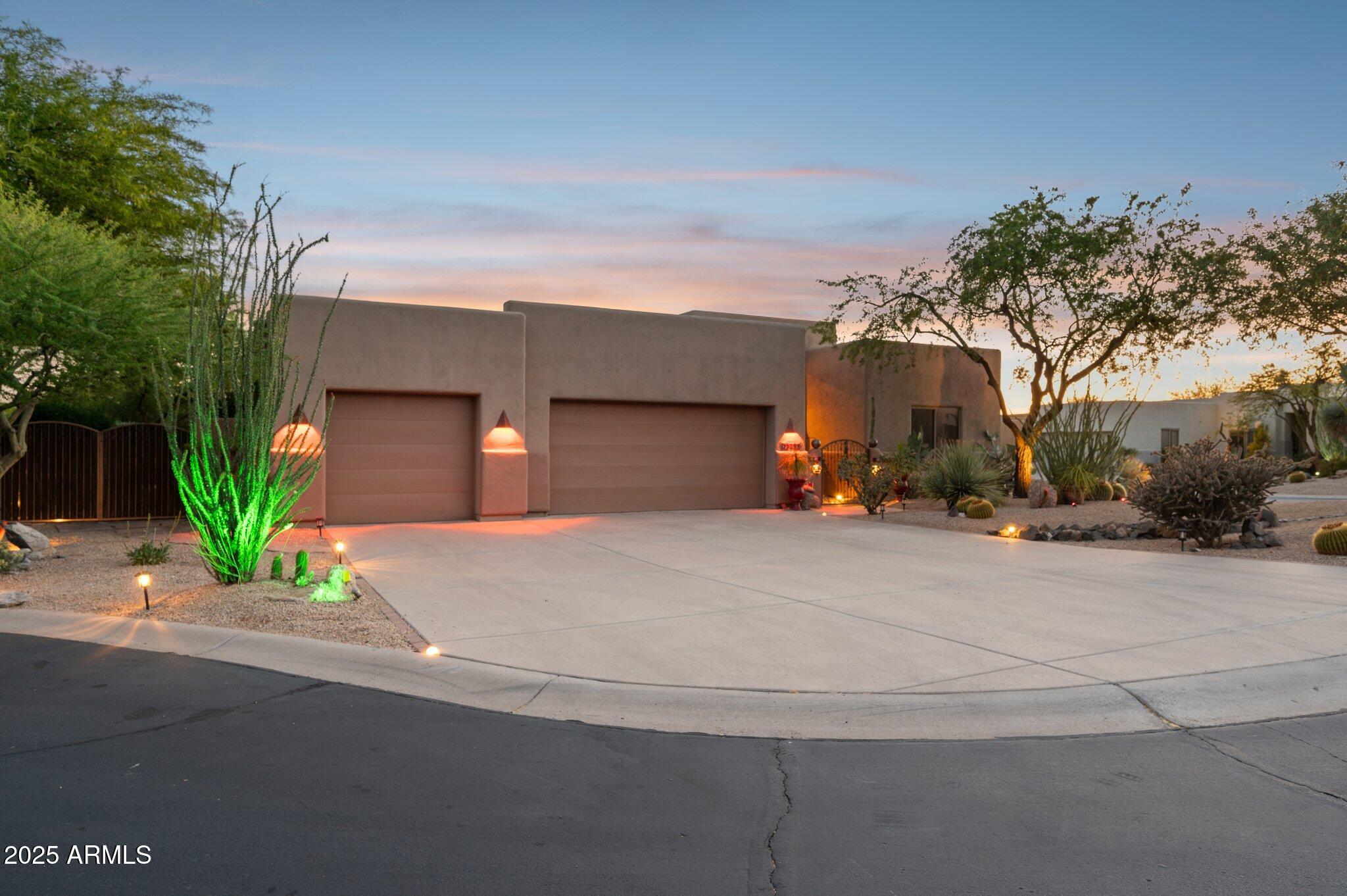 11299 E GREYTHORN Drive