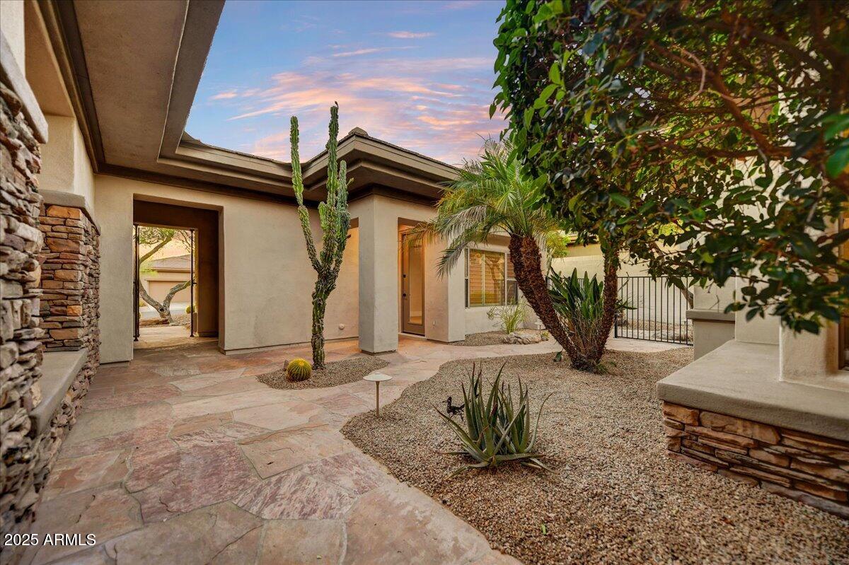 7315 E BRISA Drive
