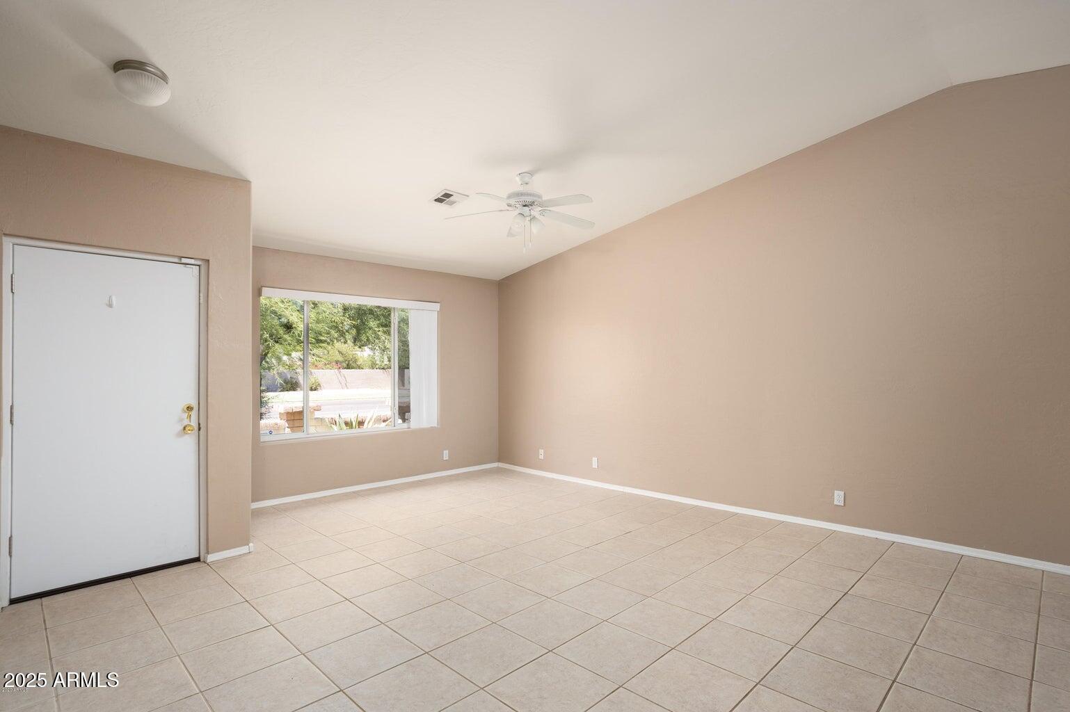 4077 E CHOLLA Street